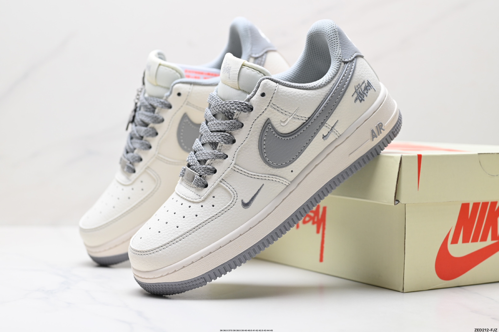 NIKE AIR FORCE 1‘07 LV8 HH7518-060