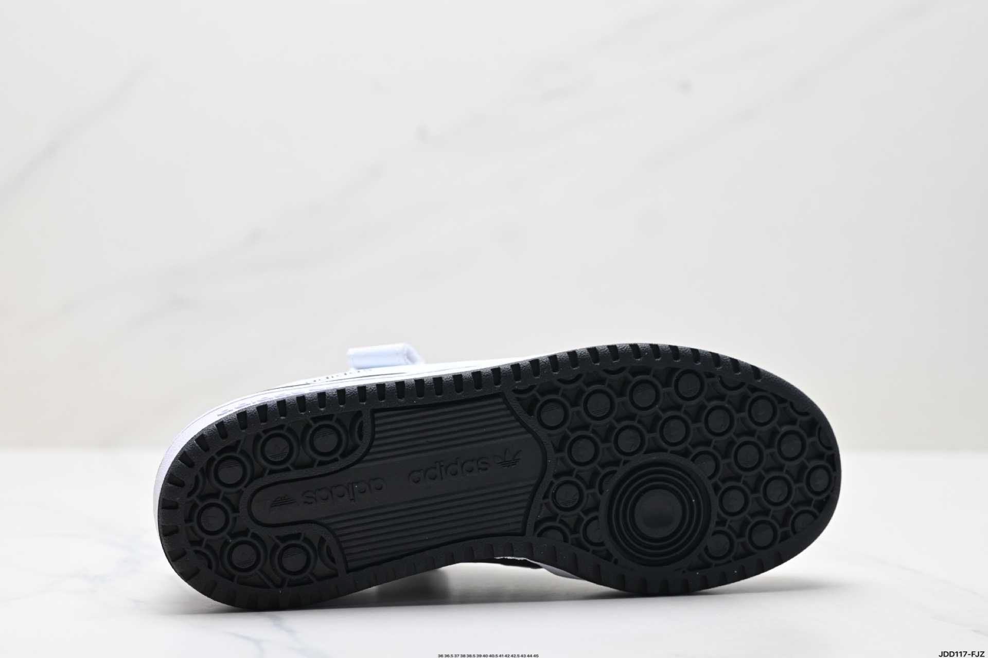 Adidas Forum Low CL Sneakers- Leather Upper, Retro Style, Comfortable Fit 10 i1746982477517 3380 0 8