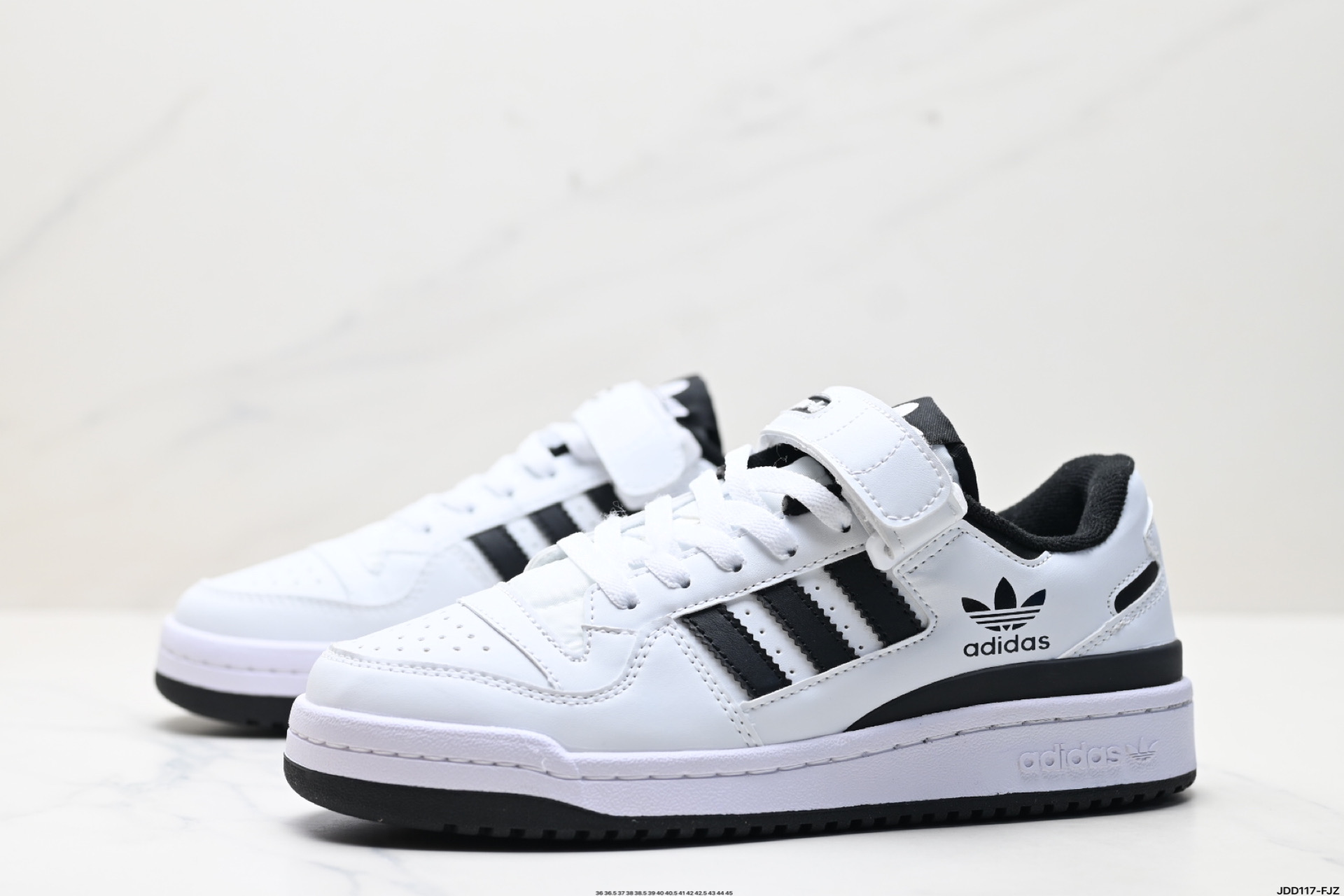Adidas Forum Low CL Sneakers- Leather Upper, Retro Style, Comfortable Fit 5 i1746982477518 7216 0 3