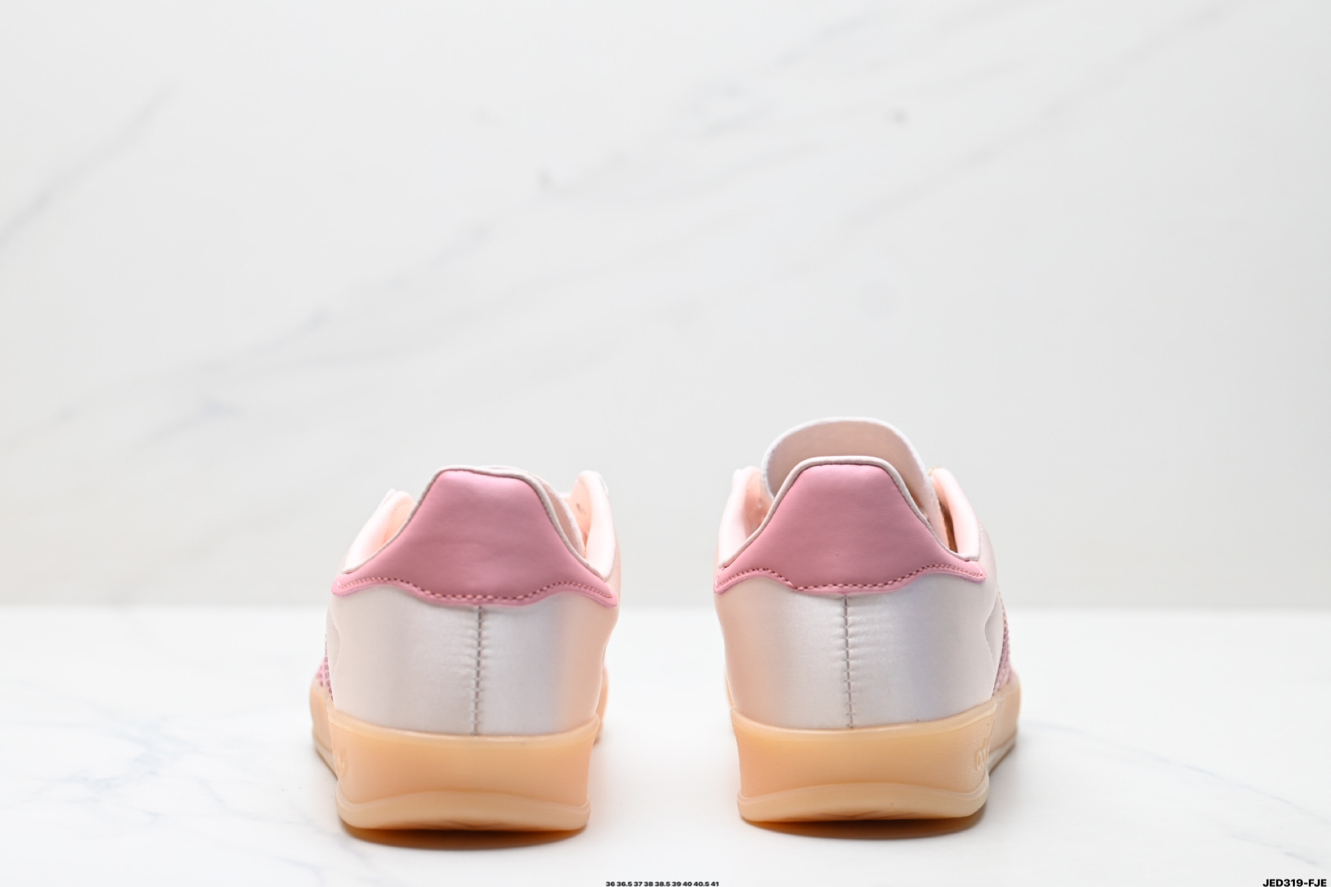 160 adidas Originals Gazelle Indoor 三叶草休闲防滑耐磨低帮板鞋 JI2709