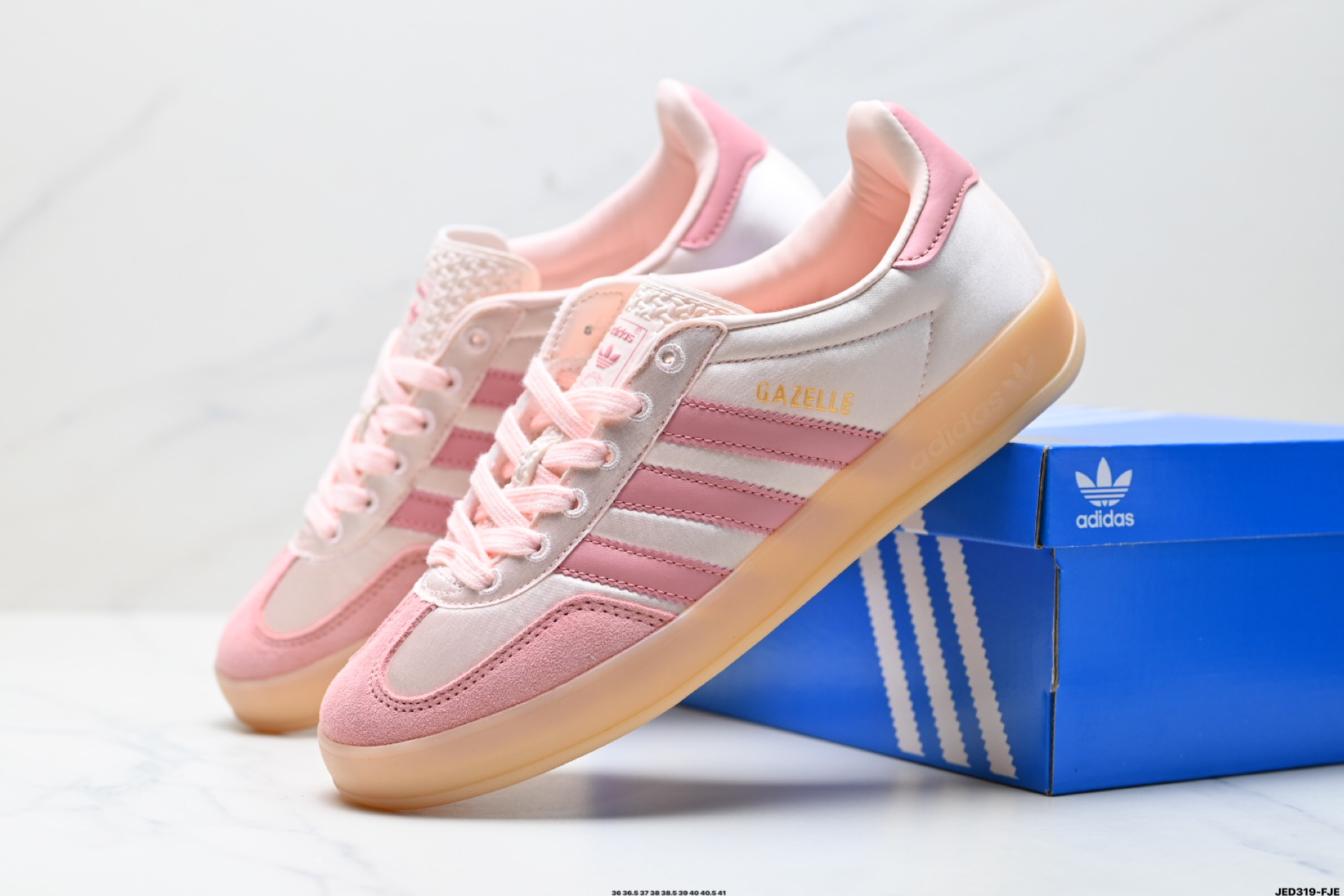 160 adidas Originals Gazelle Indoor 三叶草休闲防滑耐磨低帮板鞋 JI2709
