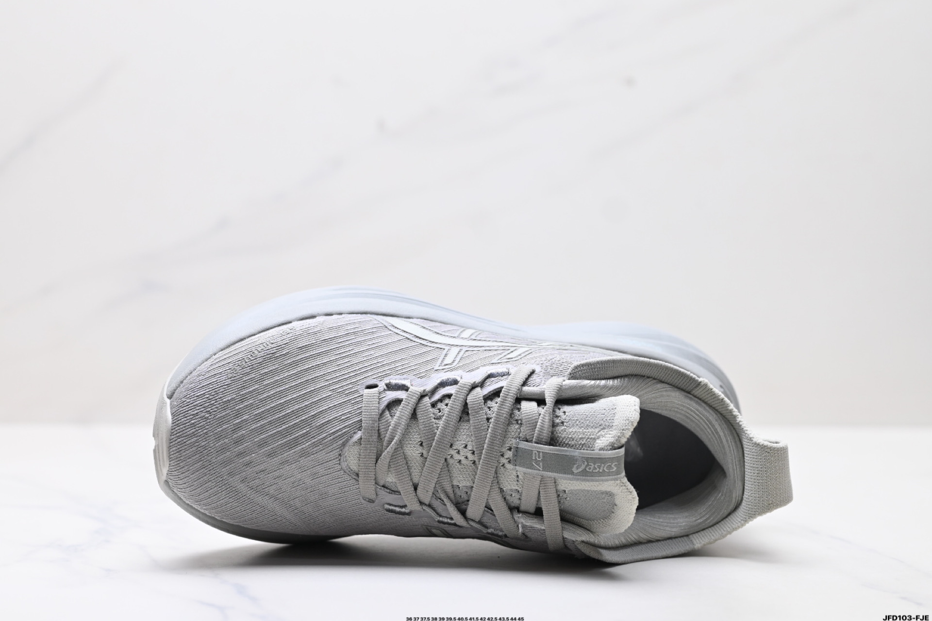 180 Asics Gel-Nimbus 27 舒适防滑耐磨低帮休闲跑步鞋 1011B958-020