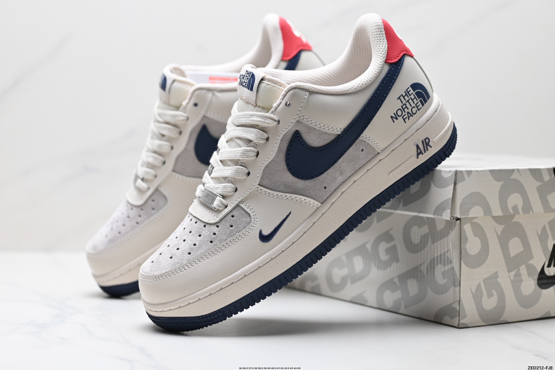NIKE AIR FORCE 1‘07 LV8 XX3168-133