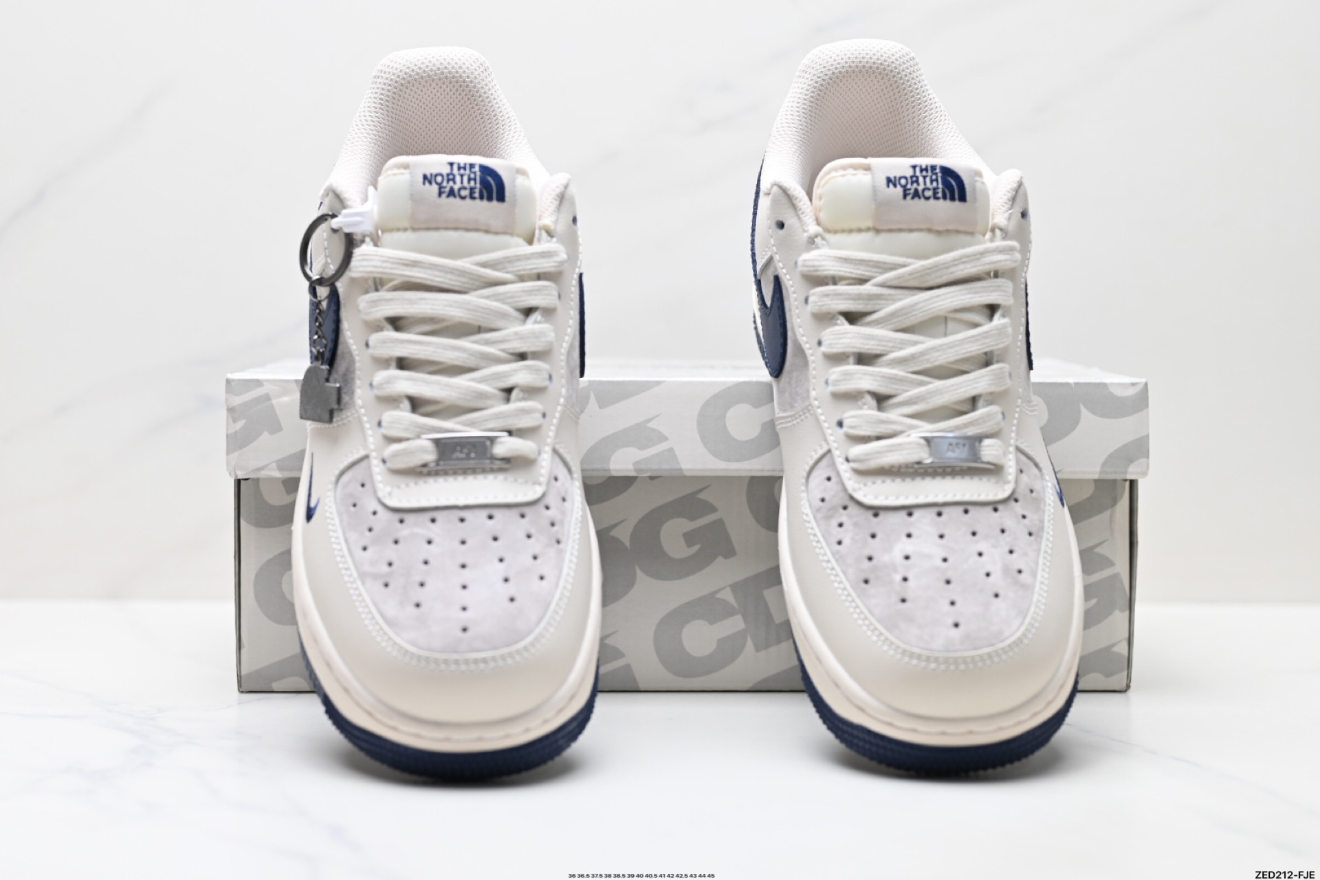 NIKE AIR FORCE 1‘07 LV8 XX3168-133