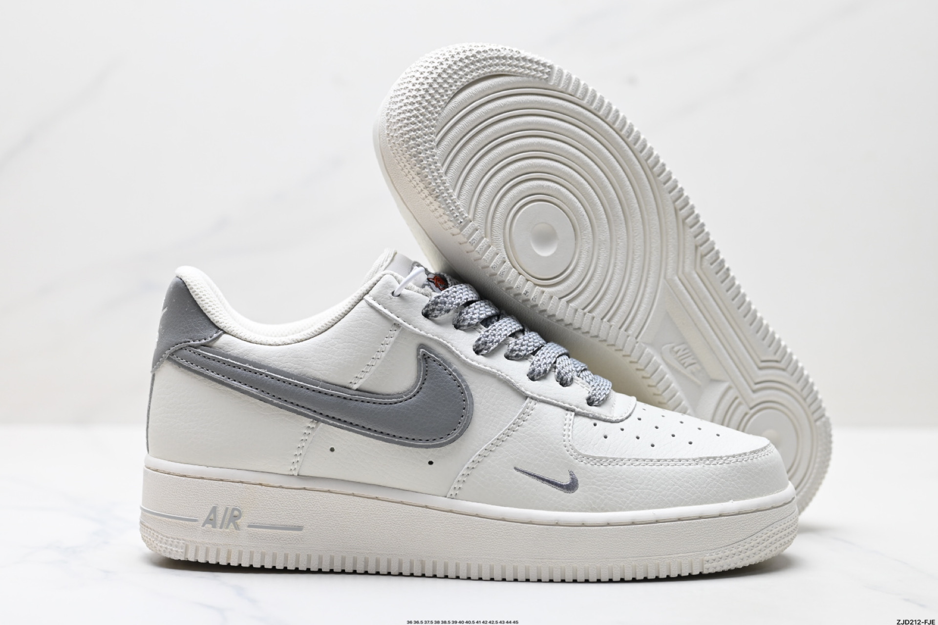 250 NIKE AIR FORCE 1‘07 LV8 CJ6106-521