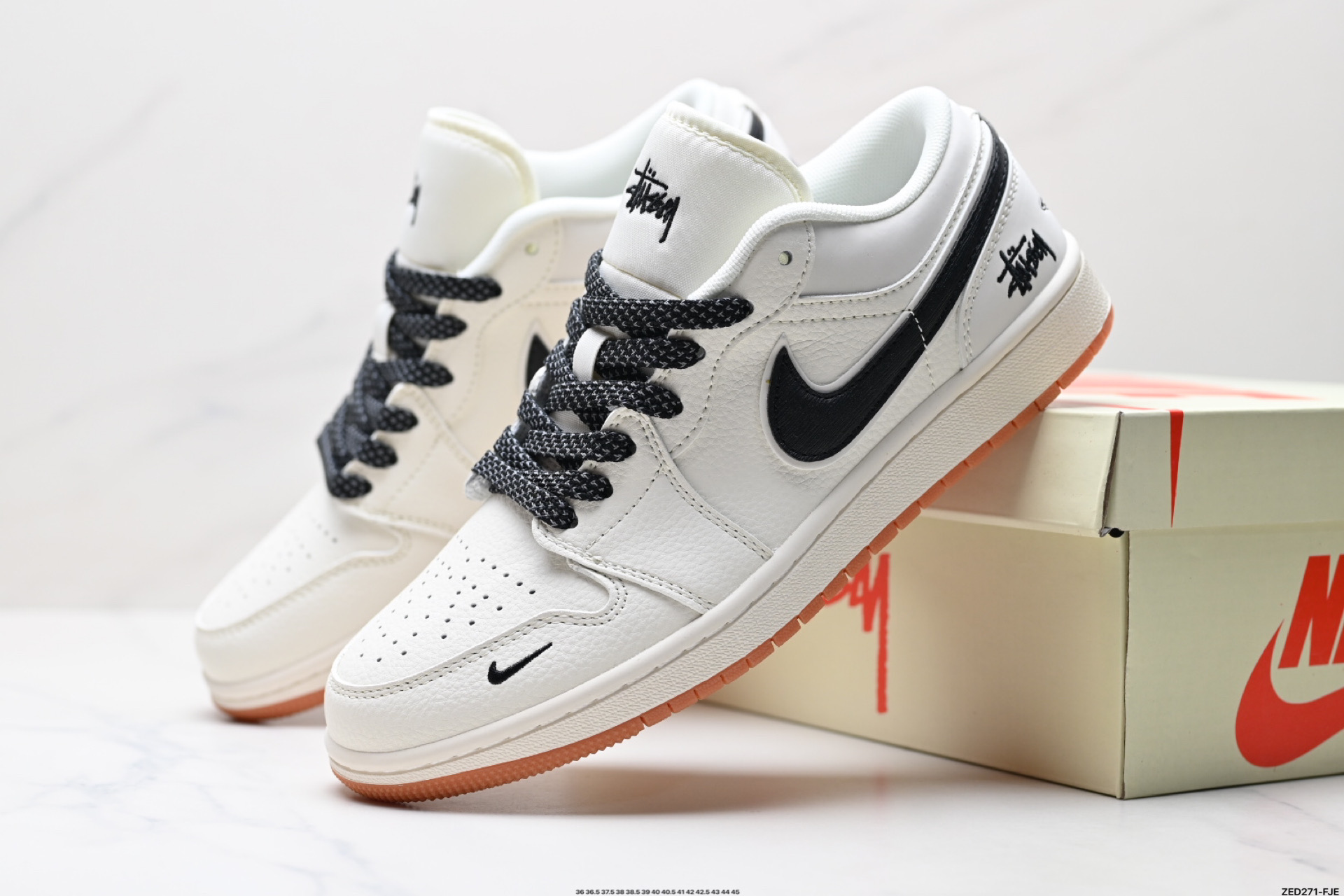Nike Air Jordan 1 Low Stüssy Collab White Black Cream Sneakers 9 i1747067931015 6861 0 7