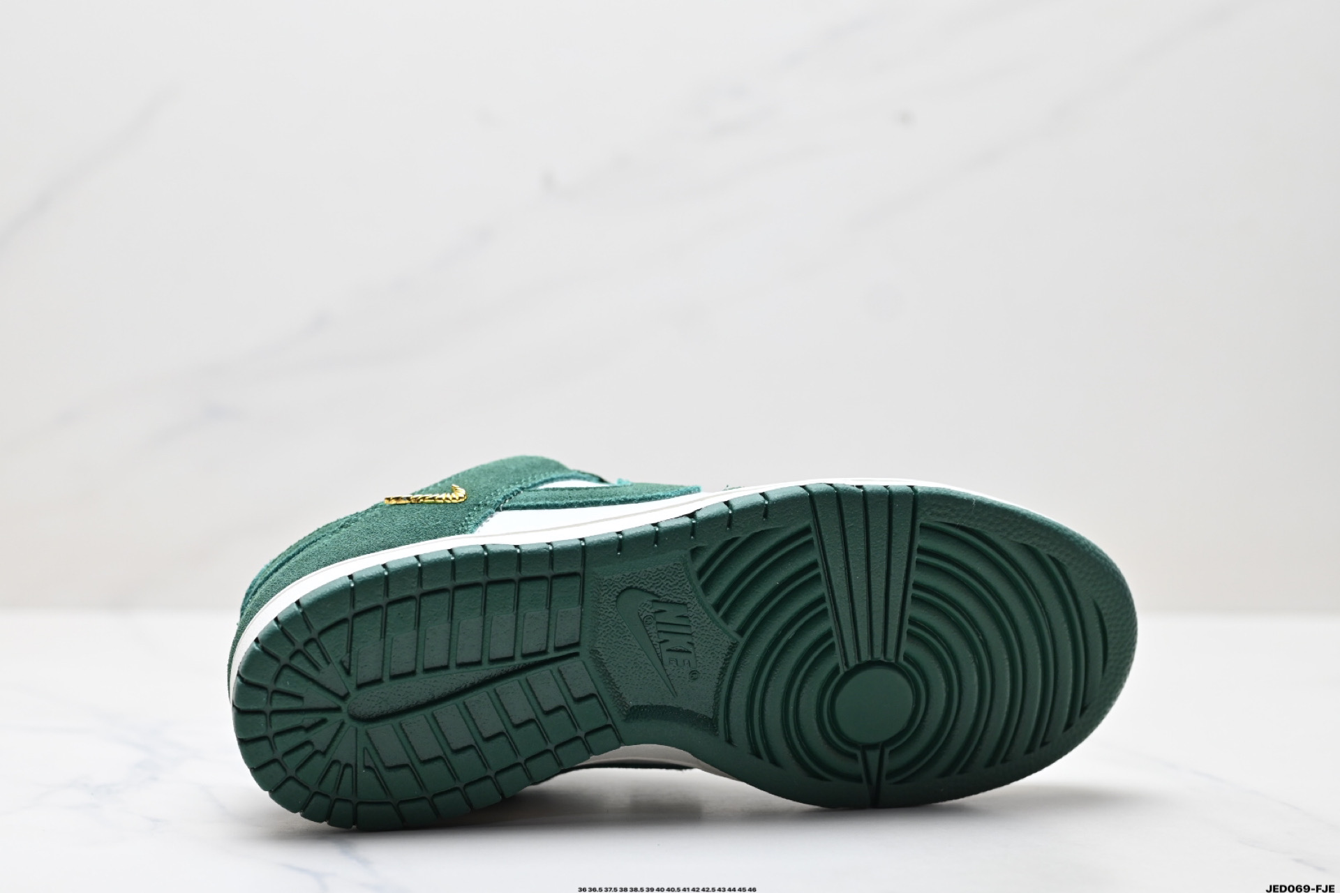 Nike Dunk Low: Estilo Retro y Comodidad para tu Día a Día 10 i1747069403107 9375 0 8