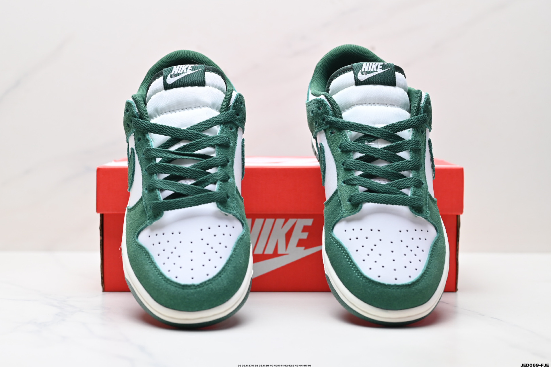Nike Dunk Low: Estilo Retro y Comodidad para tu Día a Día 8 i1747069404079 5691 0 6