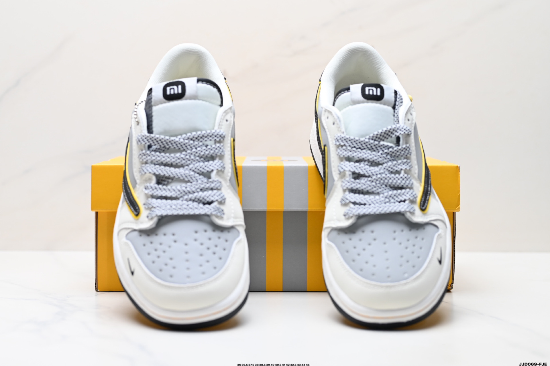 Xiaomi SU7 Ultra Custom Sneakers - Stylish Low-Top Design, Various Sizes 8 i1747069601654 2107 0 6