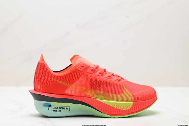 Nike ZoomX Vaporfly NEXT% 4 - נעלי ריצה קלות משקל ונושמות לגברים ולנשים 1 Nike ZoomX Vaporfly NEXT% 4 – נעלי ריצה קלות משקל ונושמות לגברים ולנשים