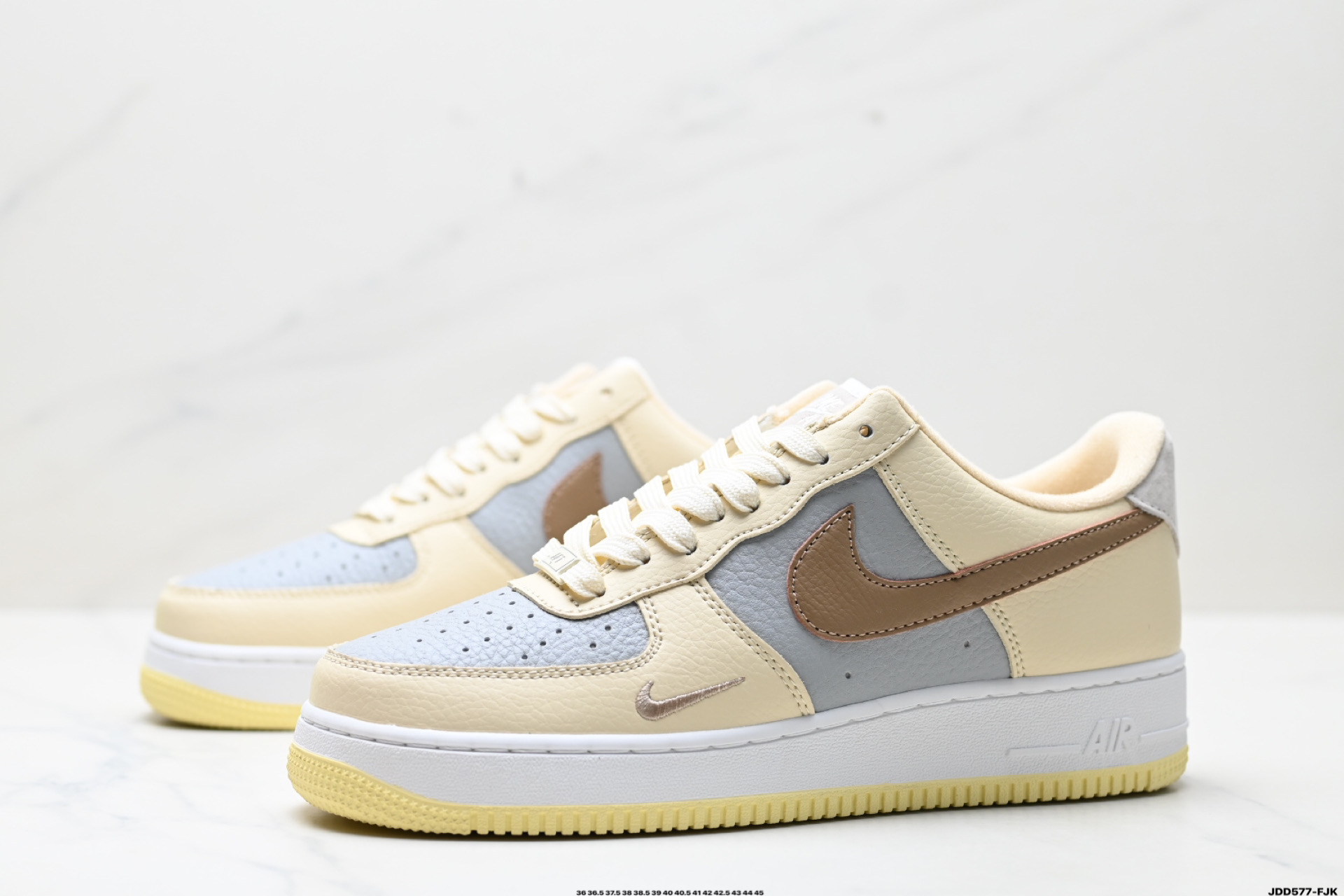 Nike Air Force 1 '07 Low-Top Casual Sneakers - Versatile & Comfortable 5 i1747150407276 2316 0 3