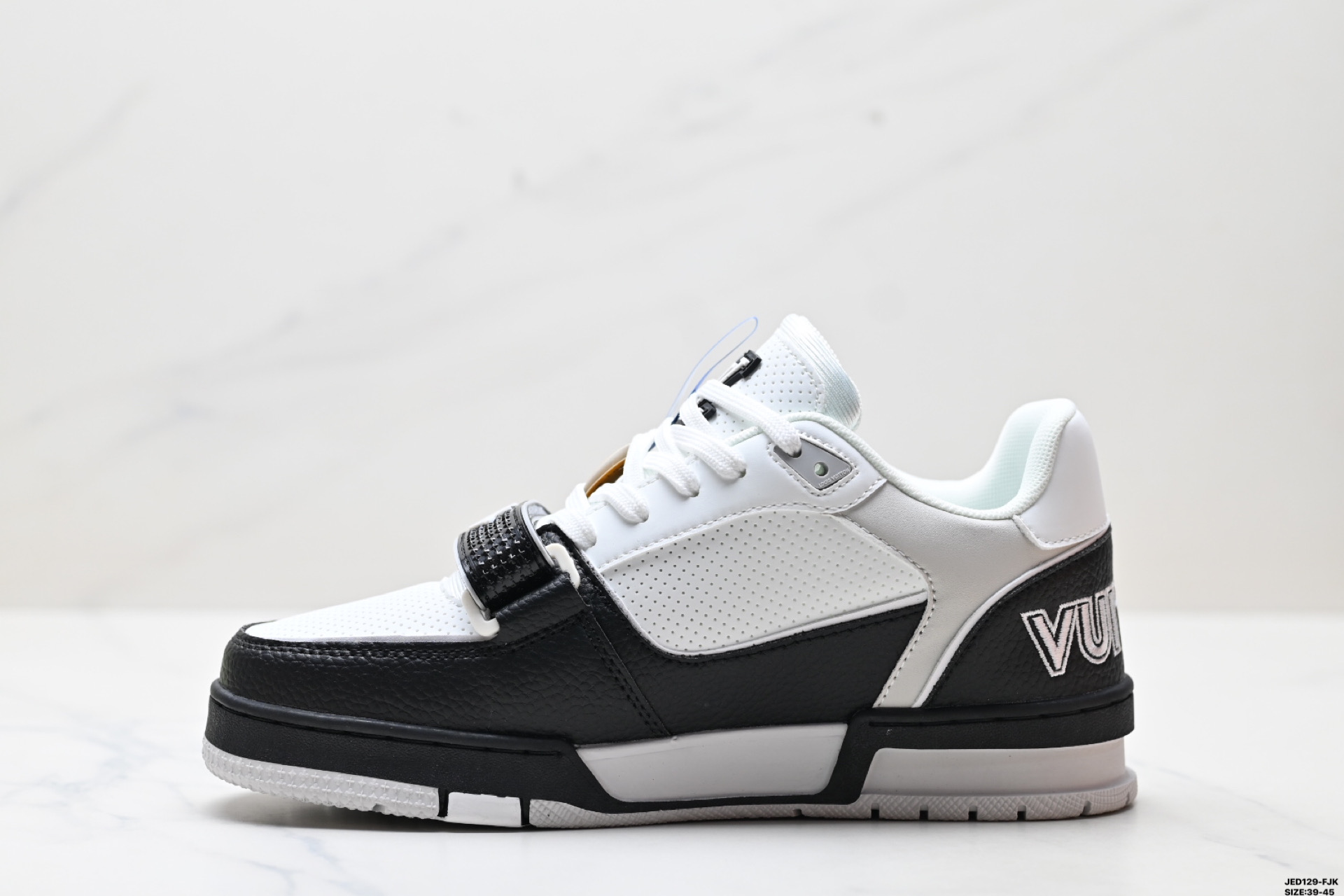 Louis Vuitton Trainer Sneaker Low - Casual, Versatile Style 4 i1747150517045 3995 0 2