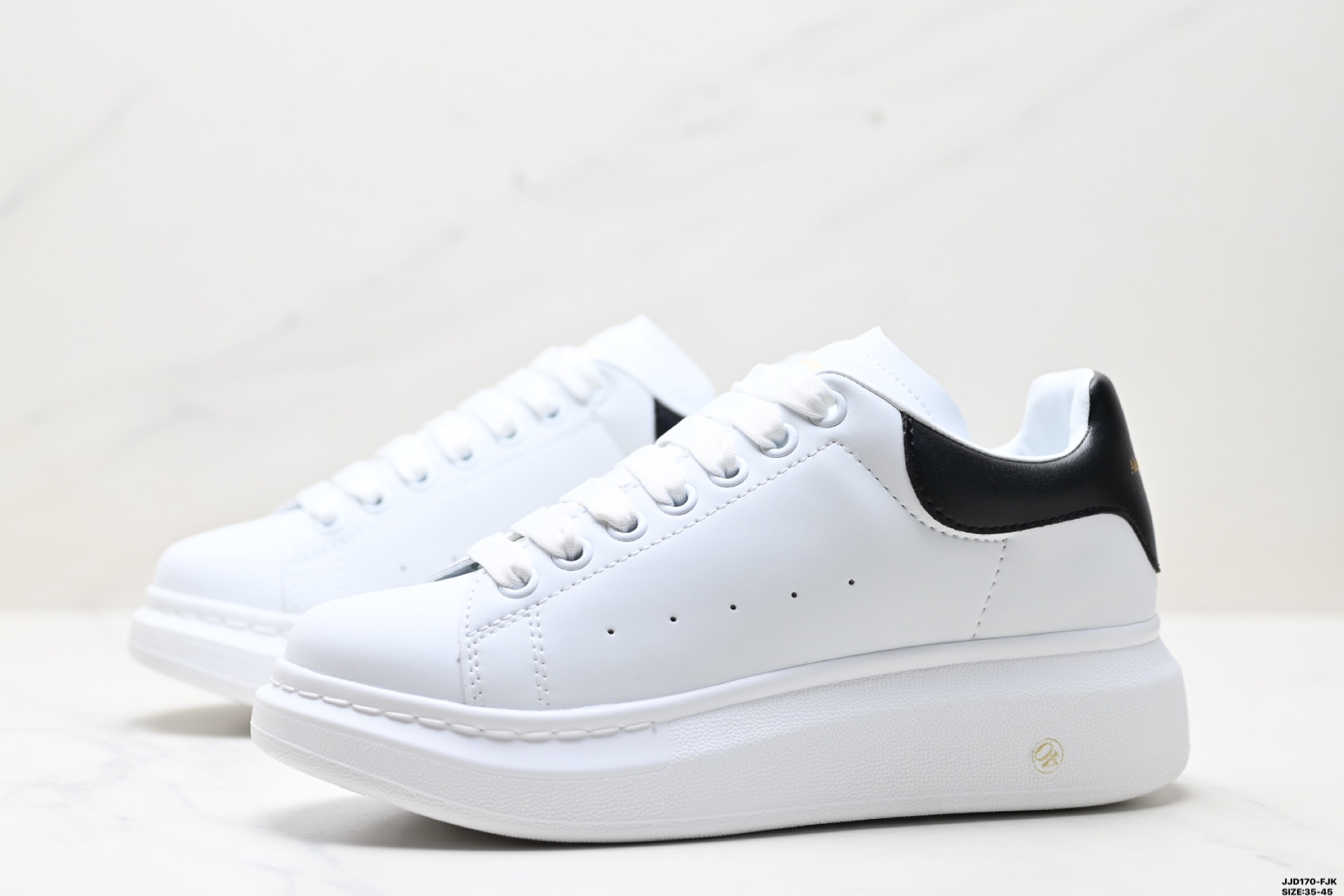 Alexander McQueen Sole Leather Sneakers White/Black Fashion Low Top Shoe 5 i1747152102252 8117 0 3