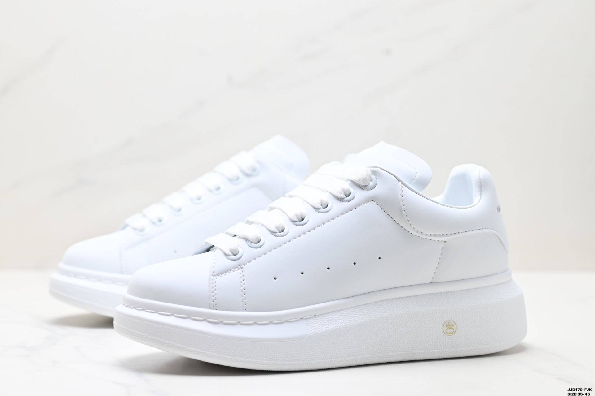 Alexander McQueen Sole Leather Sneakers Low-Top Fashion Platform Shoes 5 i1747152150208 2995 0 3