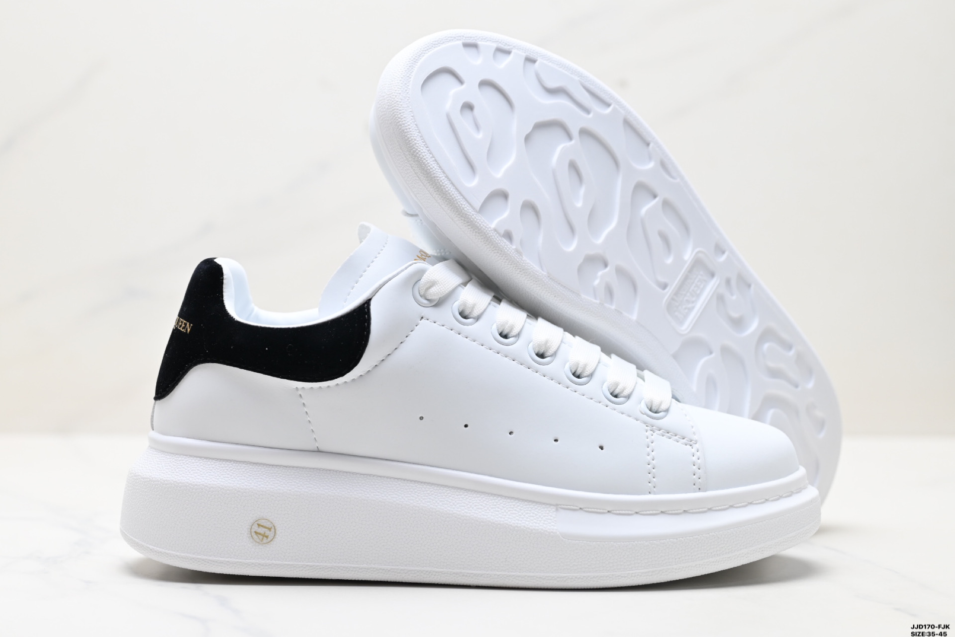 Alexander McQueen Leather Sneakers Low-Top Platform White/Black 6 i1747152173000 94 0 4