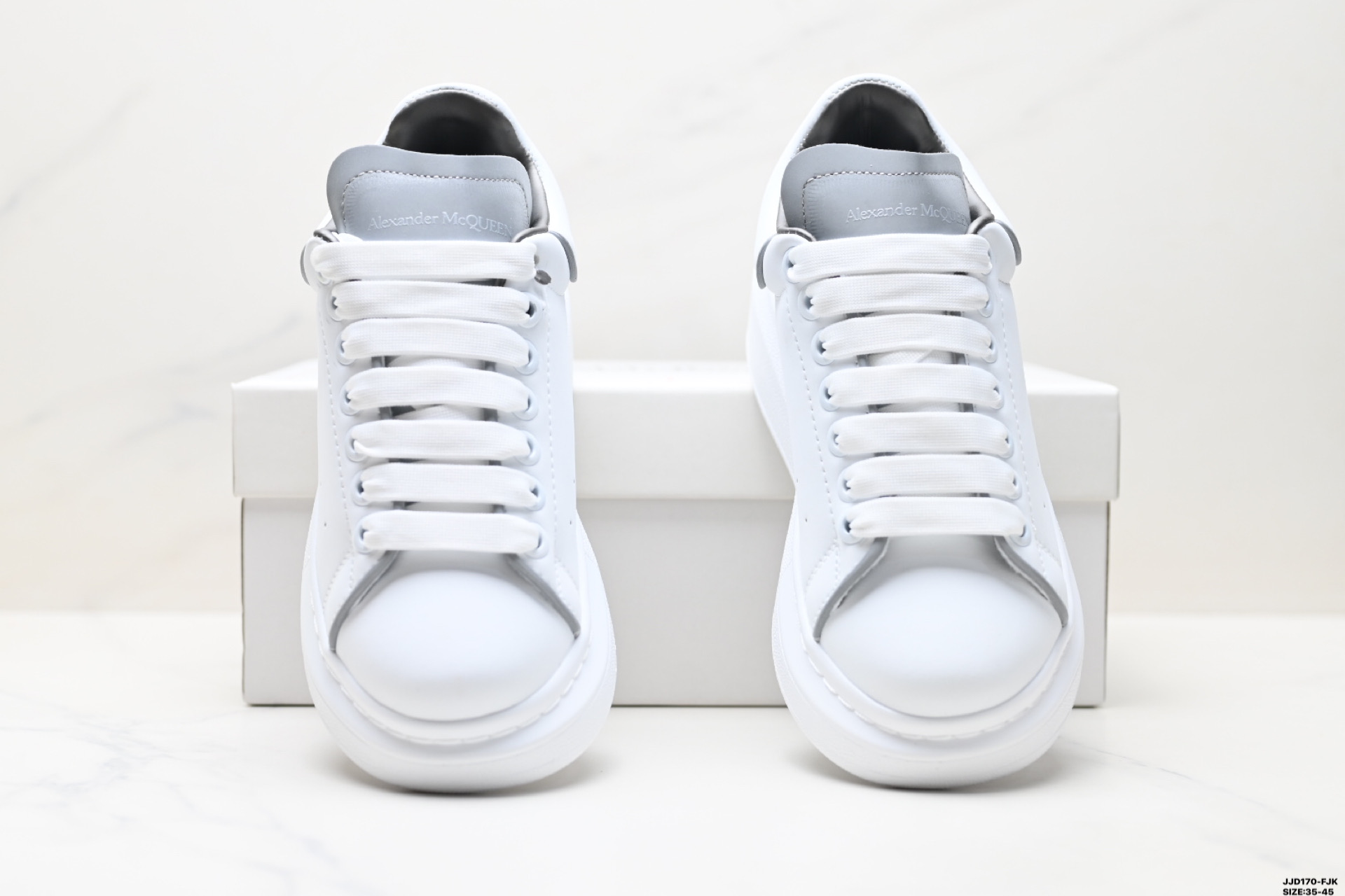 Alexander McQueen Women's White Leather Oversized Sole Sneakers 8 i1747152215998 7670 0 6
