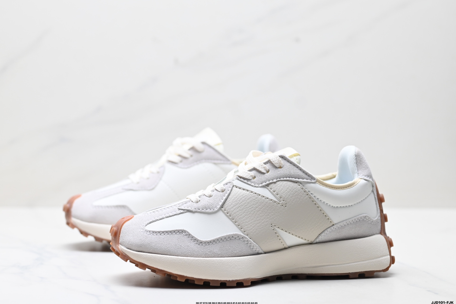 New Balance MS327 Retro Casual Running Shoes, White, WS327AN Model 5 i1747152654493 1621 0 3