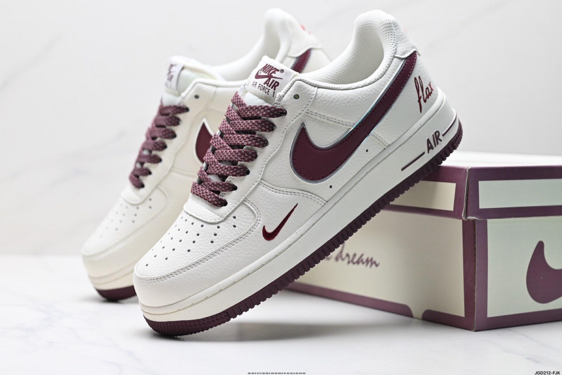 190 NIKE AIR FORCE 1‘07 LV8 DR2024-105