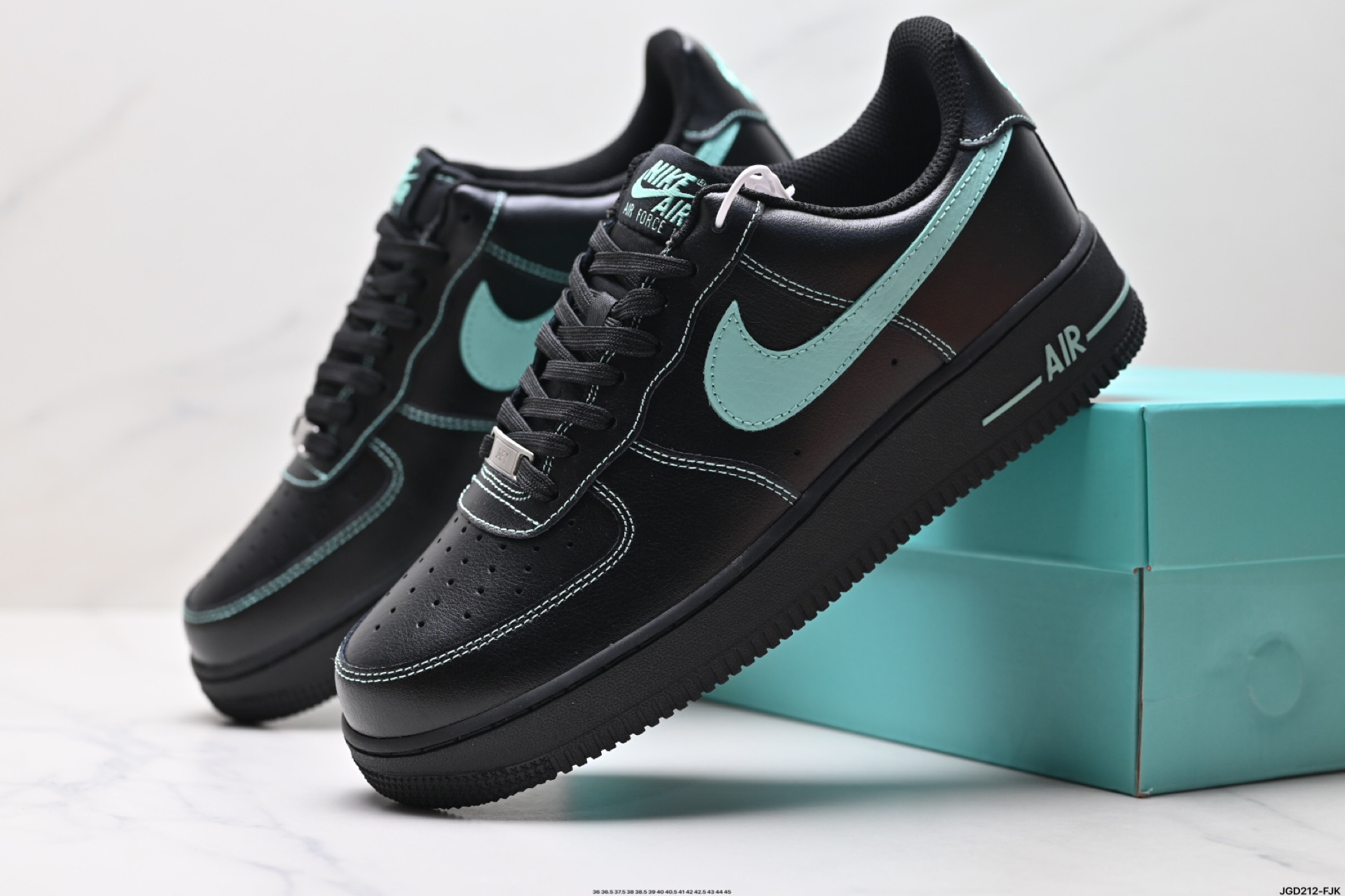 190 NIKE AIR FORCE 1‘07 LV8 HQ2037-002