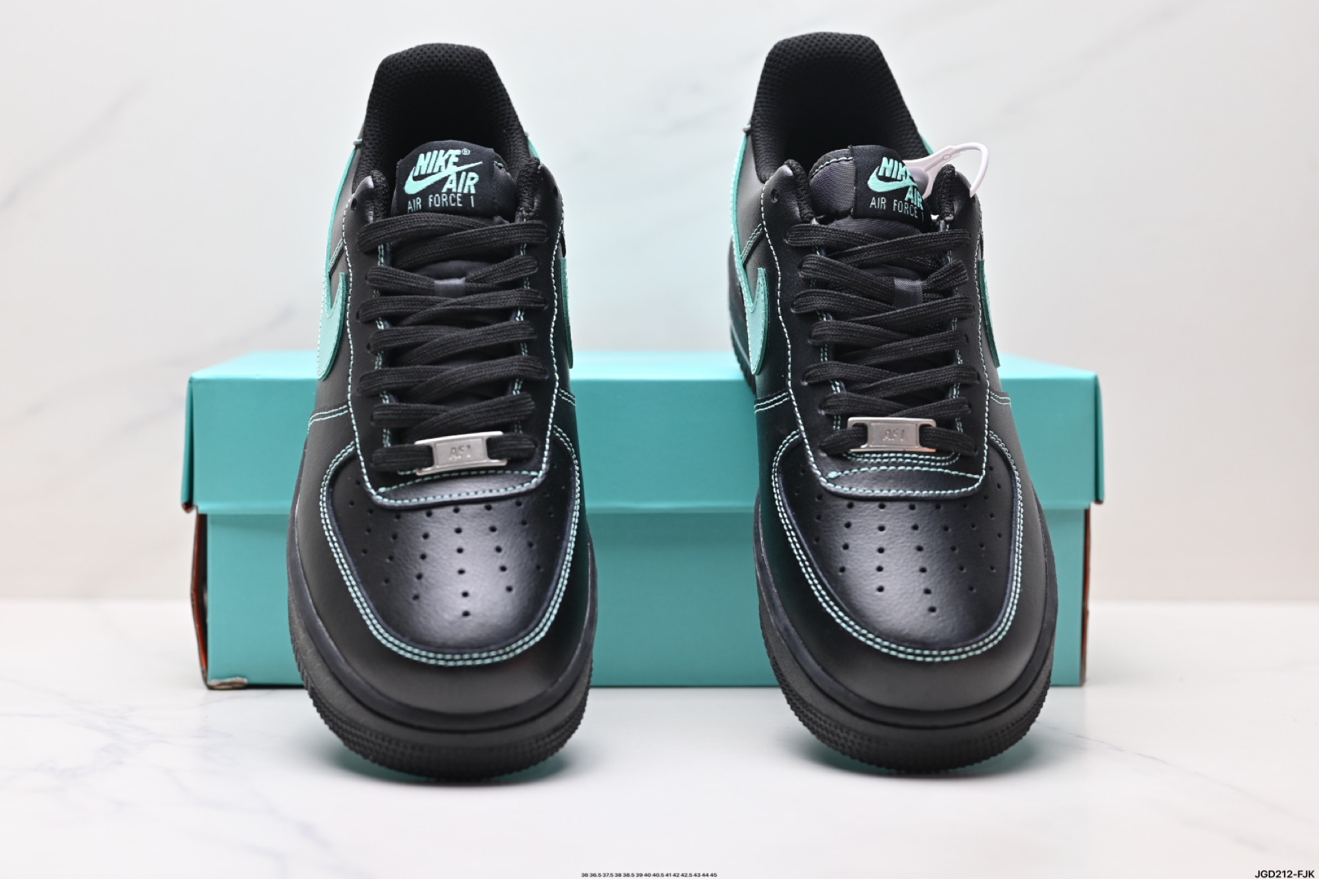 190 NIKE AIR FORCE 1‘07 LV8 HQ2037-002