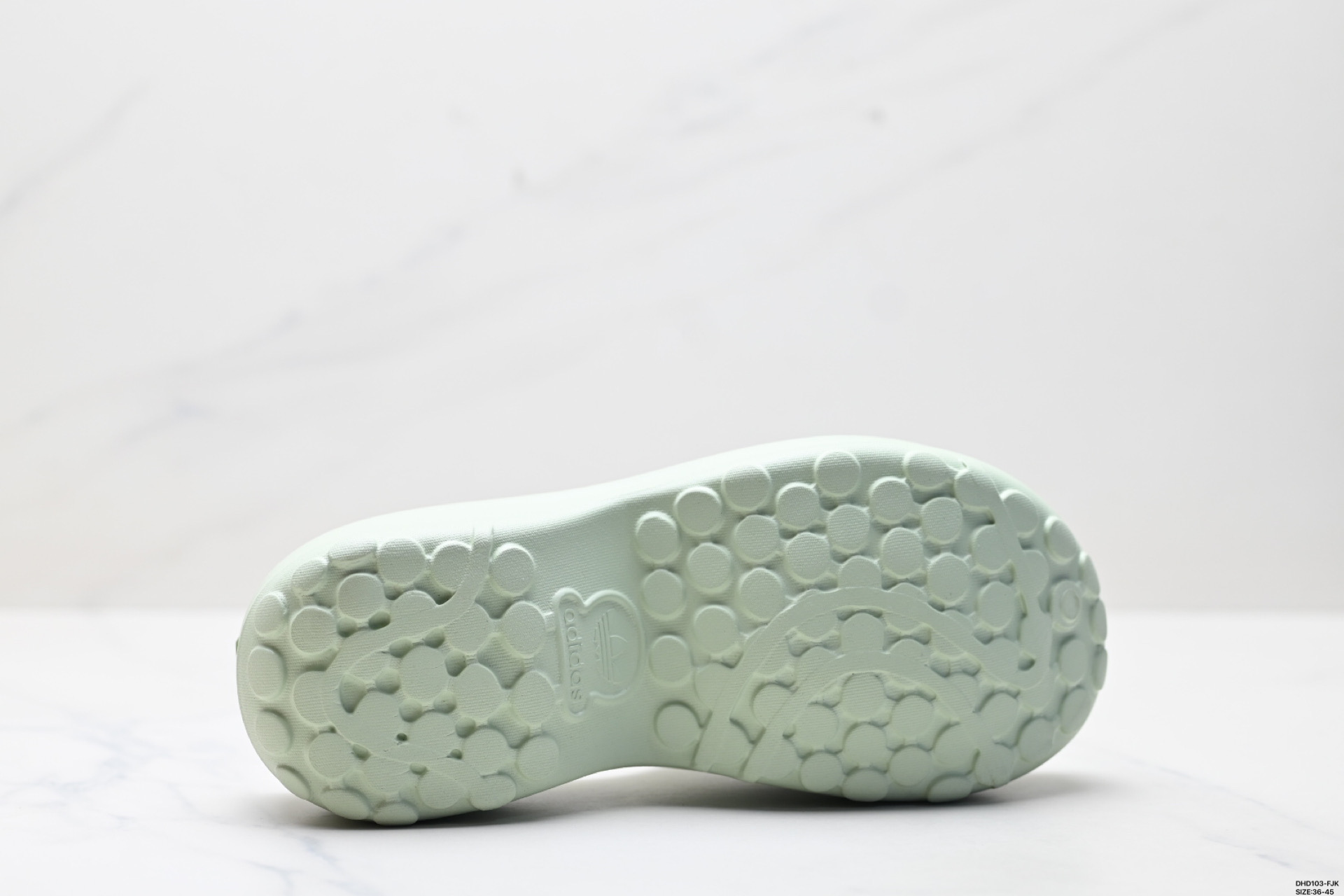 Adidas Originals AdiFOM Stan Slides: Comfortable, Versatile, and Stylish 7 i1747154833296 2774 0 5