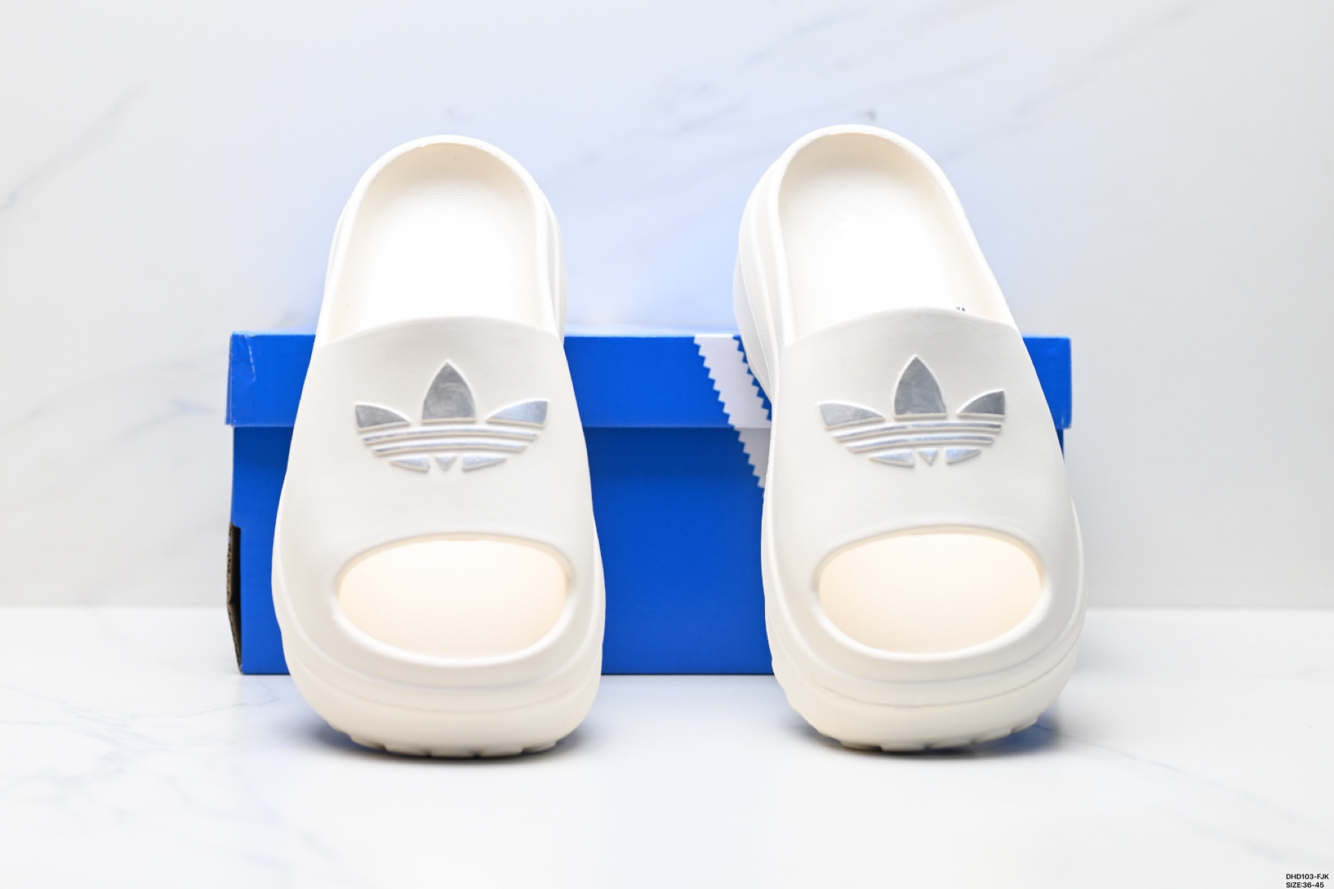 Adidas Originals AdiFOM Stan Slides - Comfortable, Anti-Slip, Durable 5 i1747154850913 3411 0 3