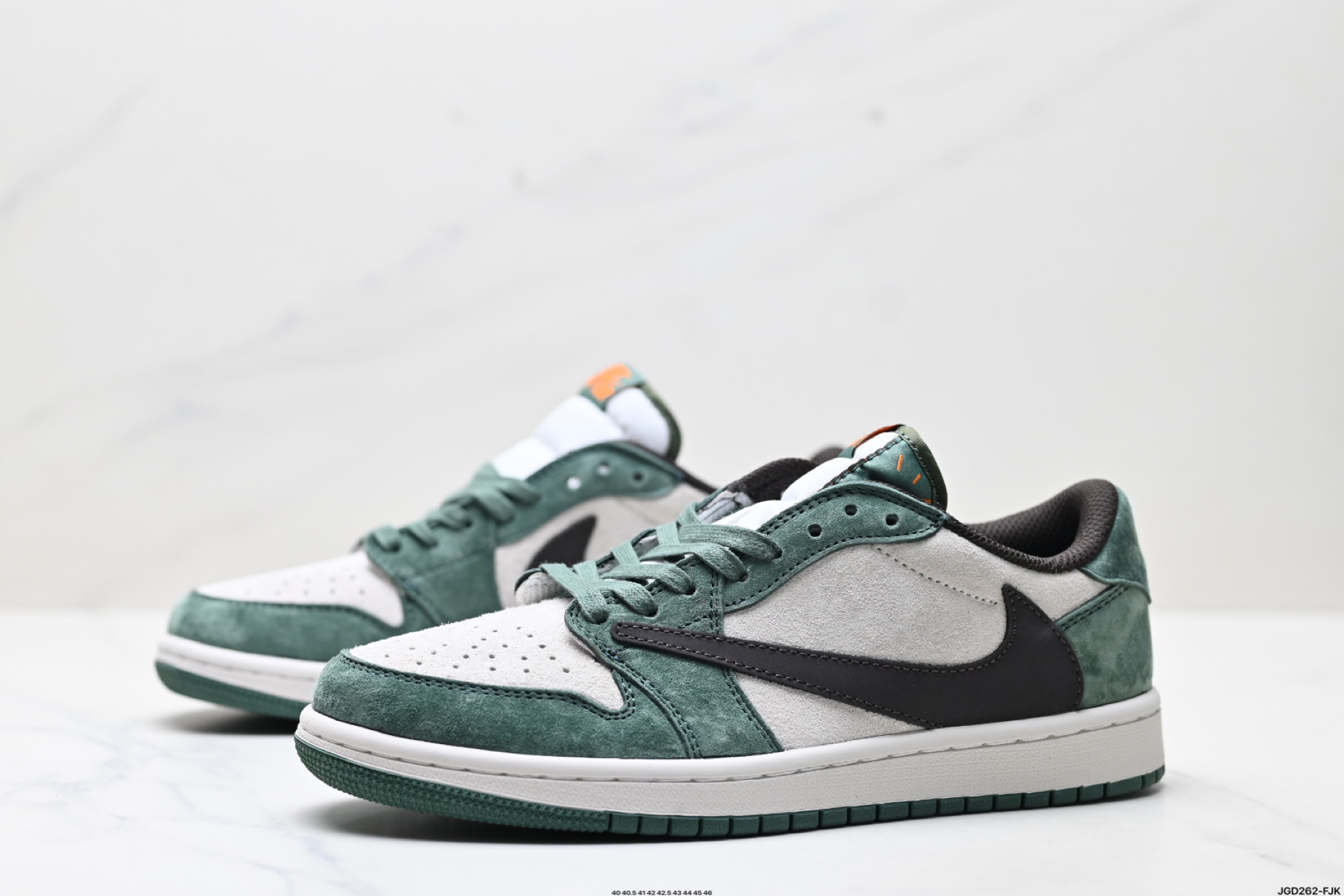 Travis Scott x Fragment Design x Nike Air Jordan 1 Low OG SP Sneaker 5 i1747154866046 2002 0 3