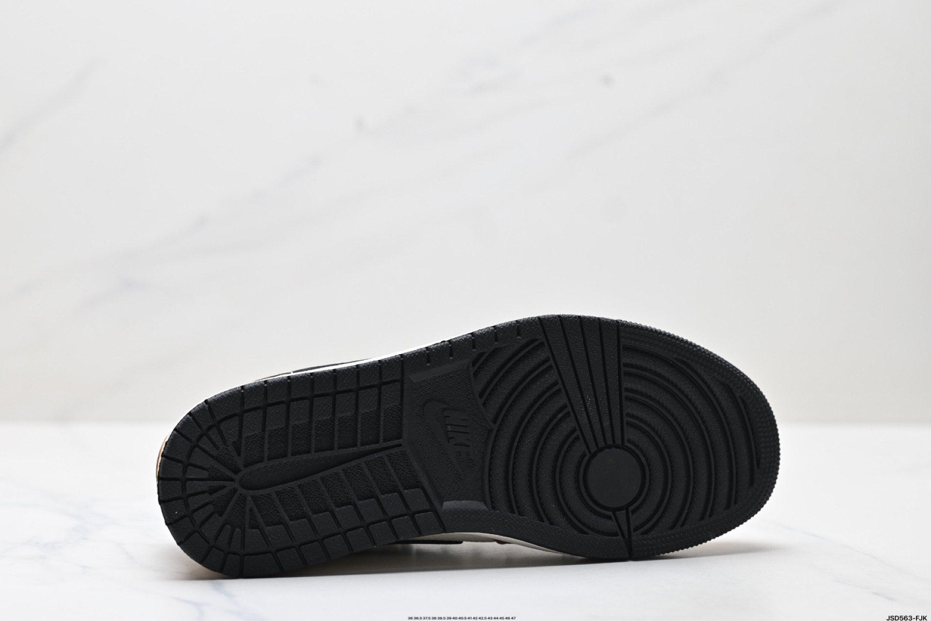Nike Air Jordan 1 Retro Low OG Casual Sneakers CZ0790-107 10 i1747155842747 5232 0 8