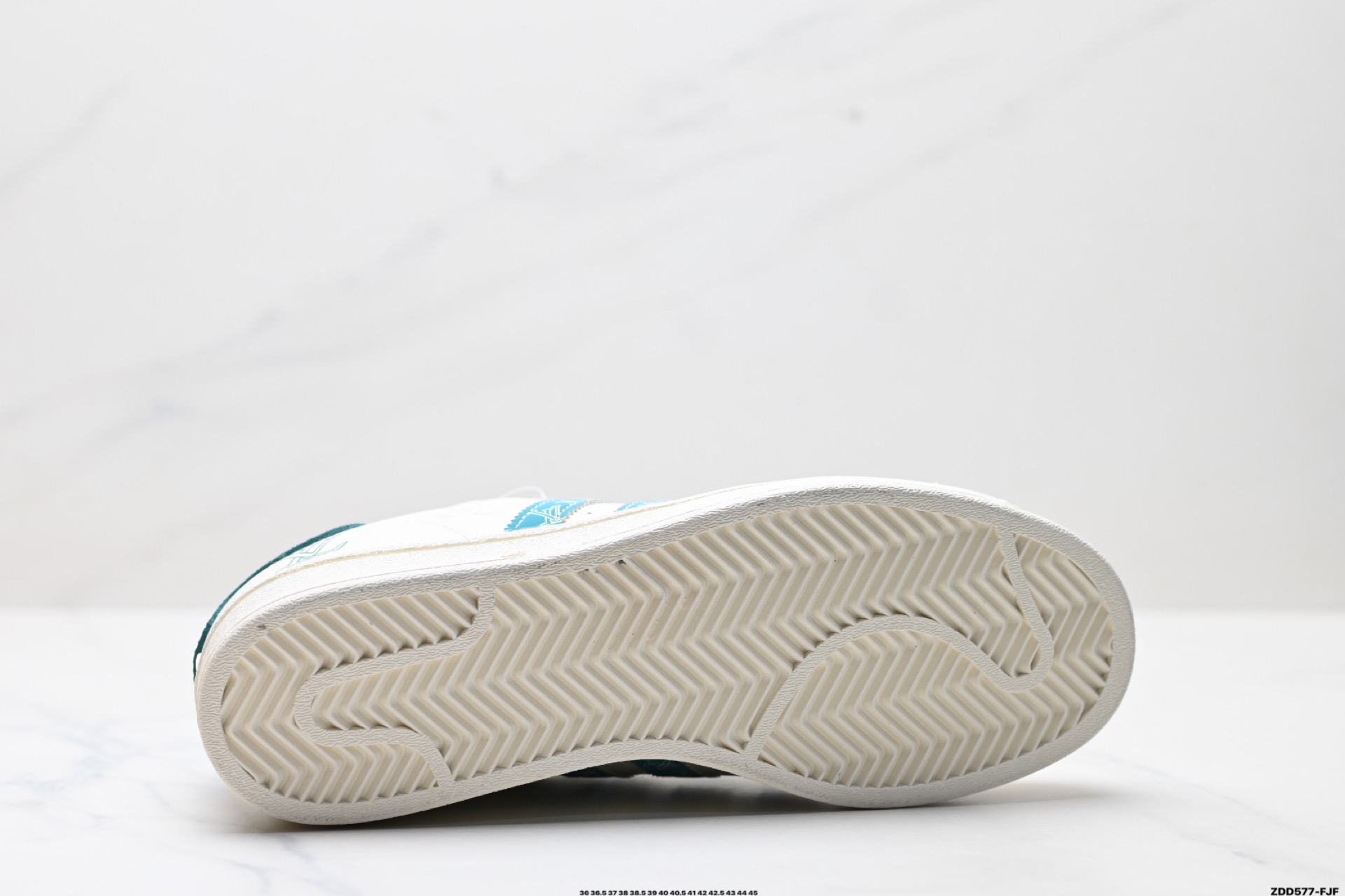 Adidas Superstar x Louis Vuitton: Zapatillas Casuales de Diseño Exclusivo 10 i1747241517291 3550 0 8