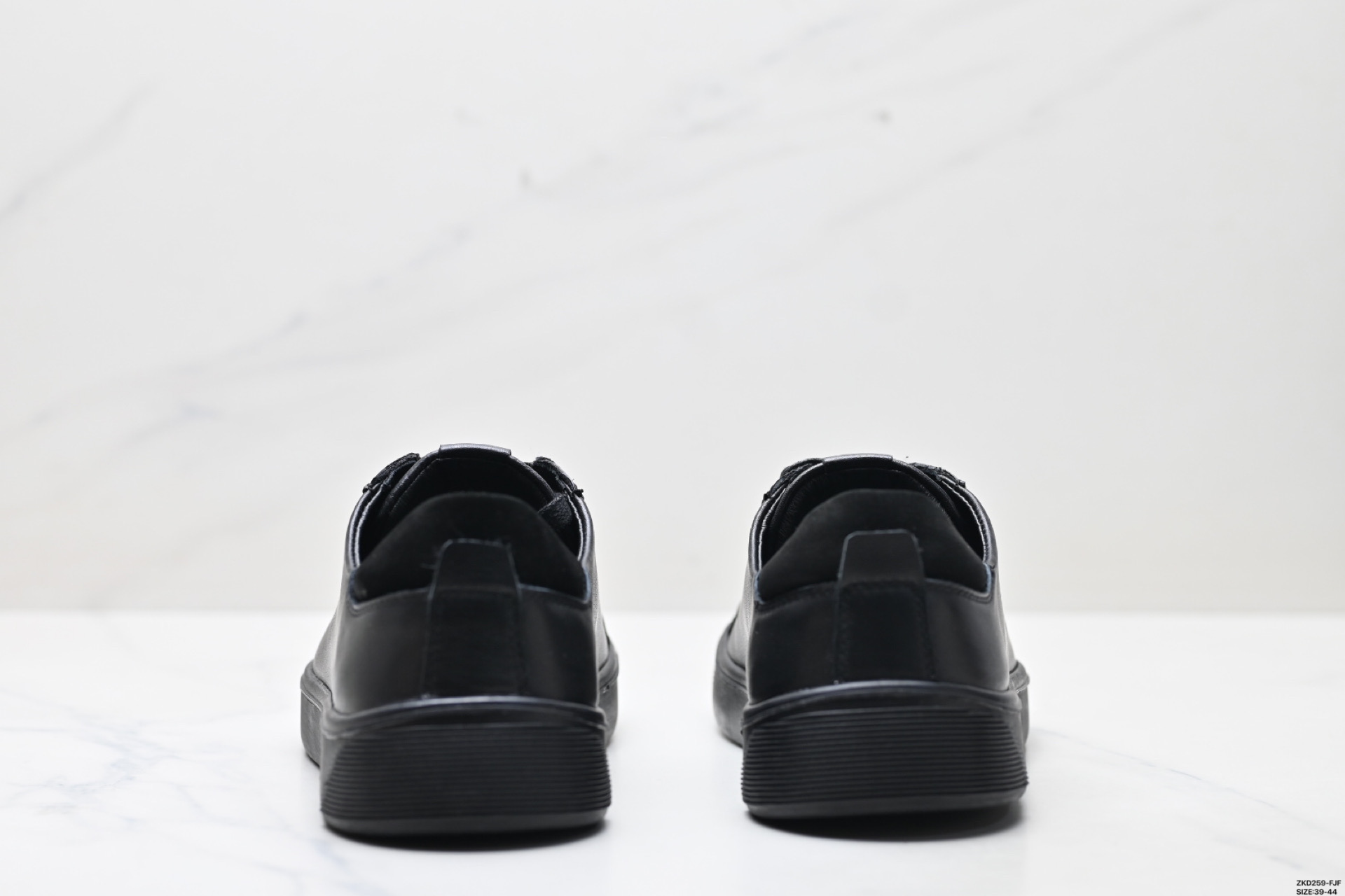 ECCO NTRNSIC Zapatos Casuales de Cuero, Comodidad y Estilo Casual 7 i1747244312800 1157 0 5