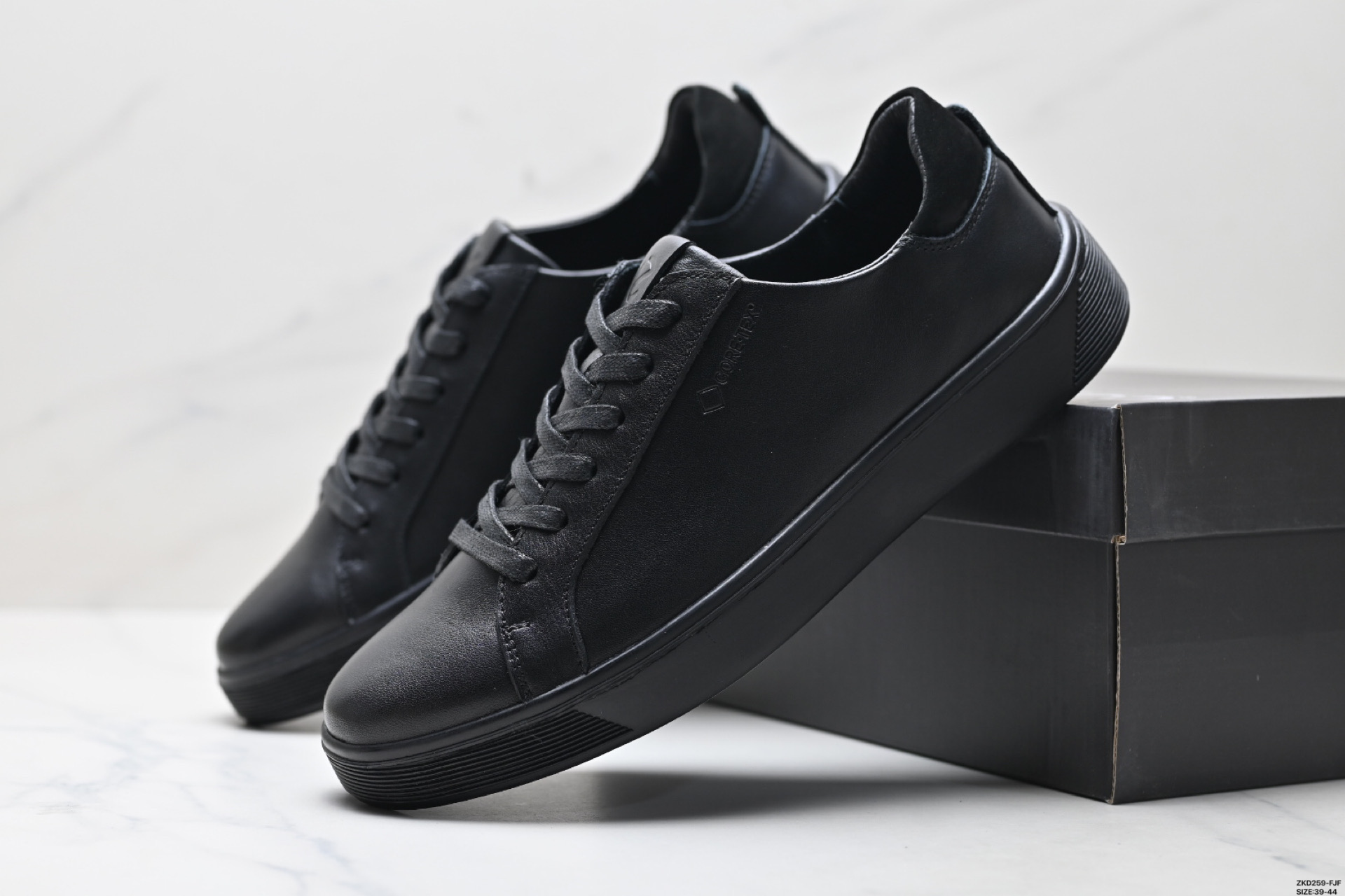 ECCO NTRNSIC Zapatos Casuales de Cuero, Comodidad y Estilo Casual 9 i1747244312800 4483 0 7