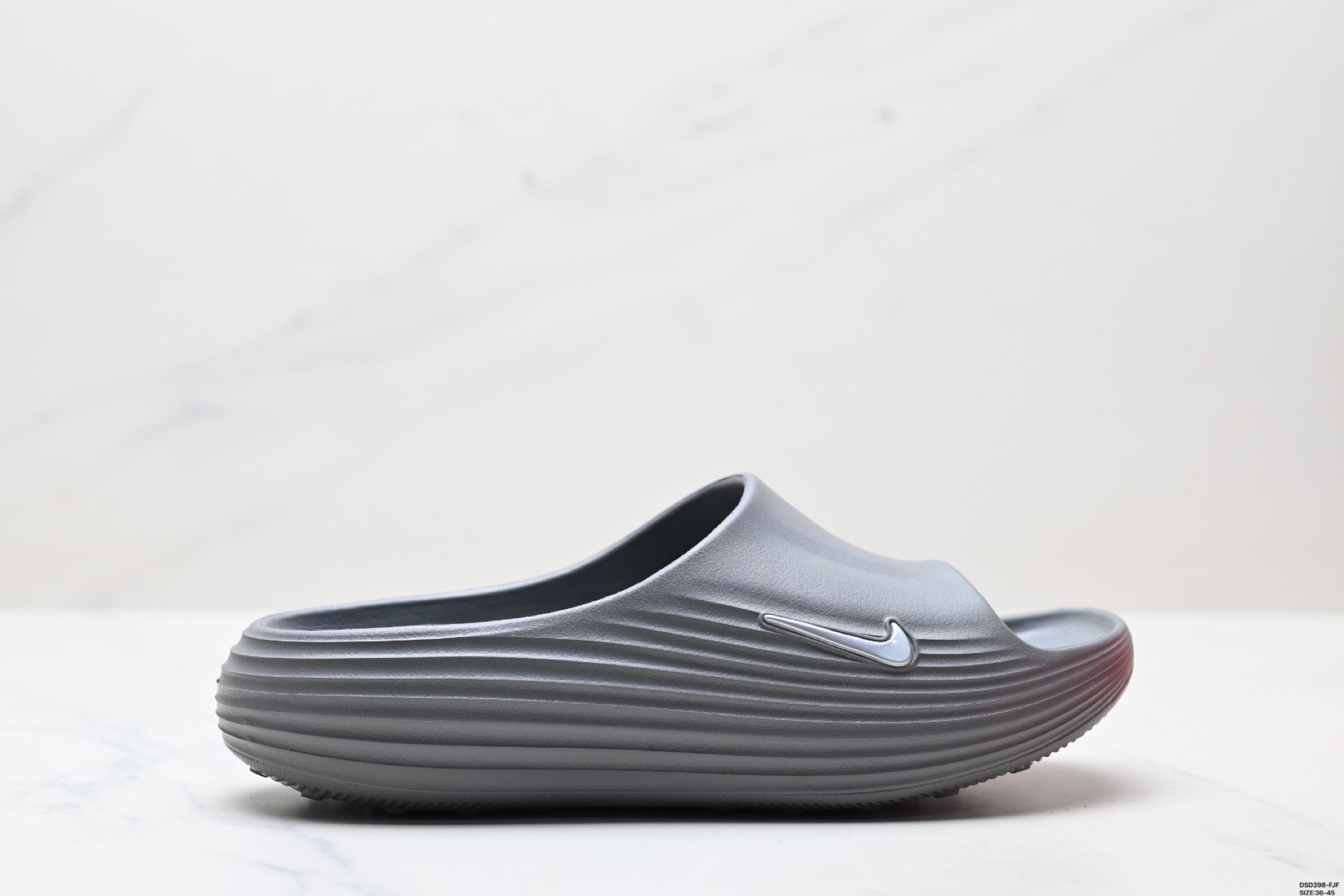 Nike ReactX REJUVEN8 Slide耐克 简约舒适 洞洞鞋 HV4479-700