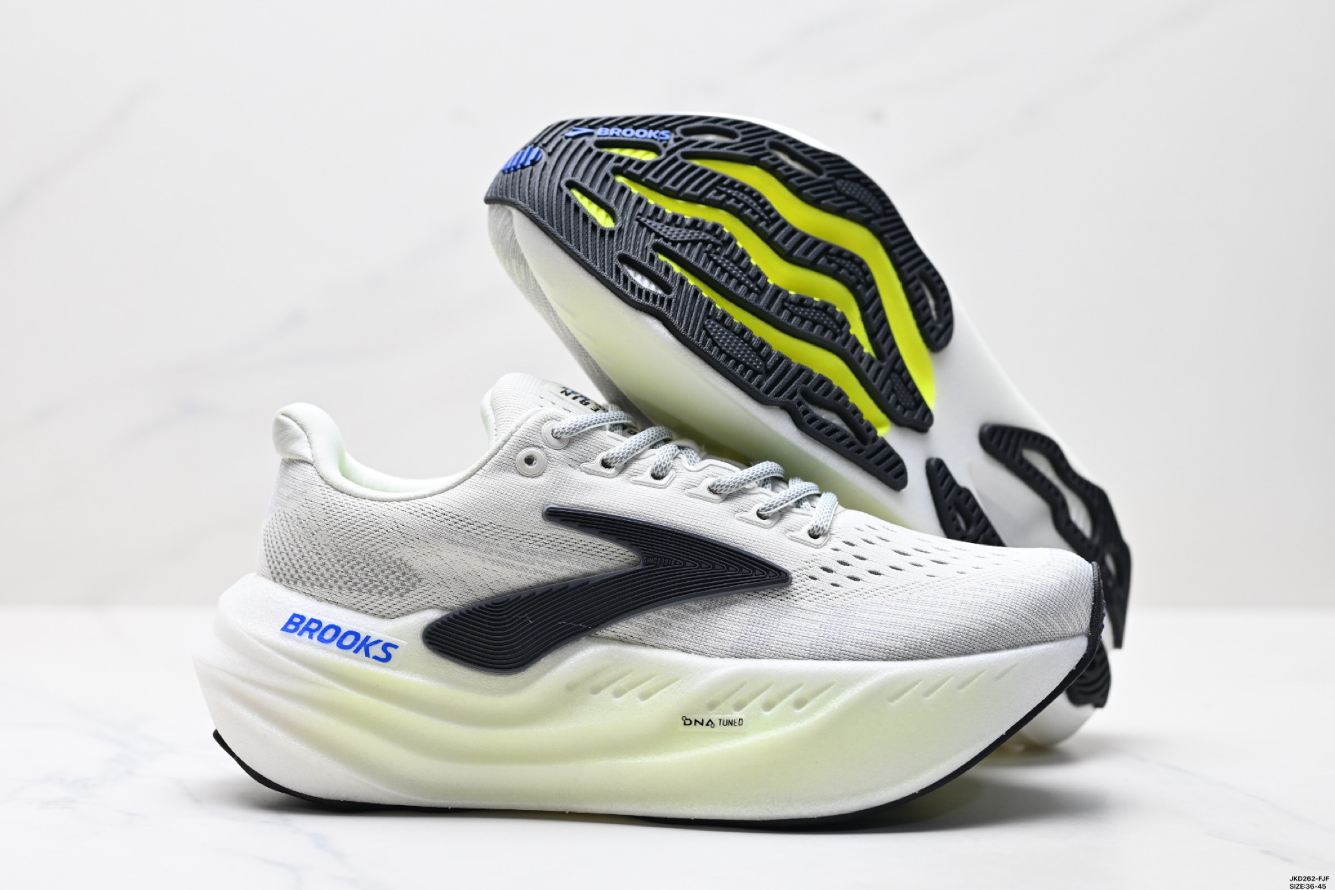 💰180
真标✅Brooks 布鲁克斯Glycerin Max 超级甘油 厚底马拉松缓震跑鞋
货号:1101171D099
尺码:36-45
lD:JKD262-FJF