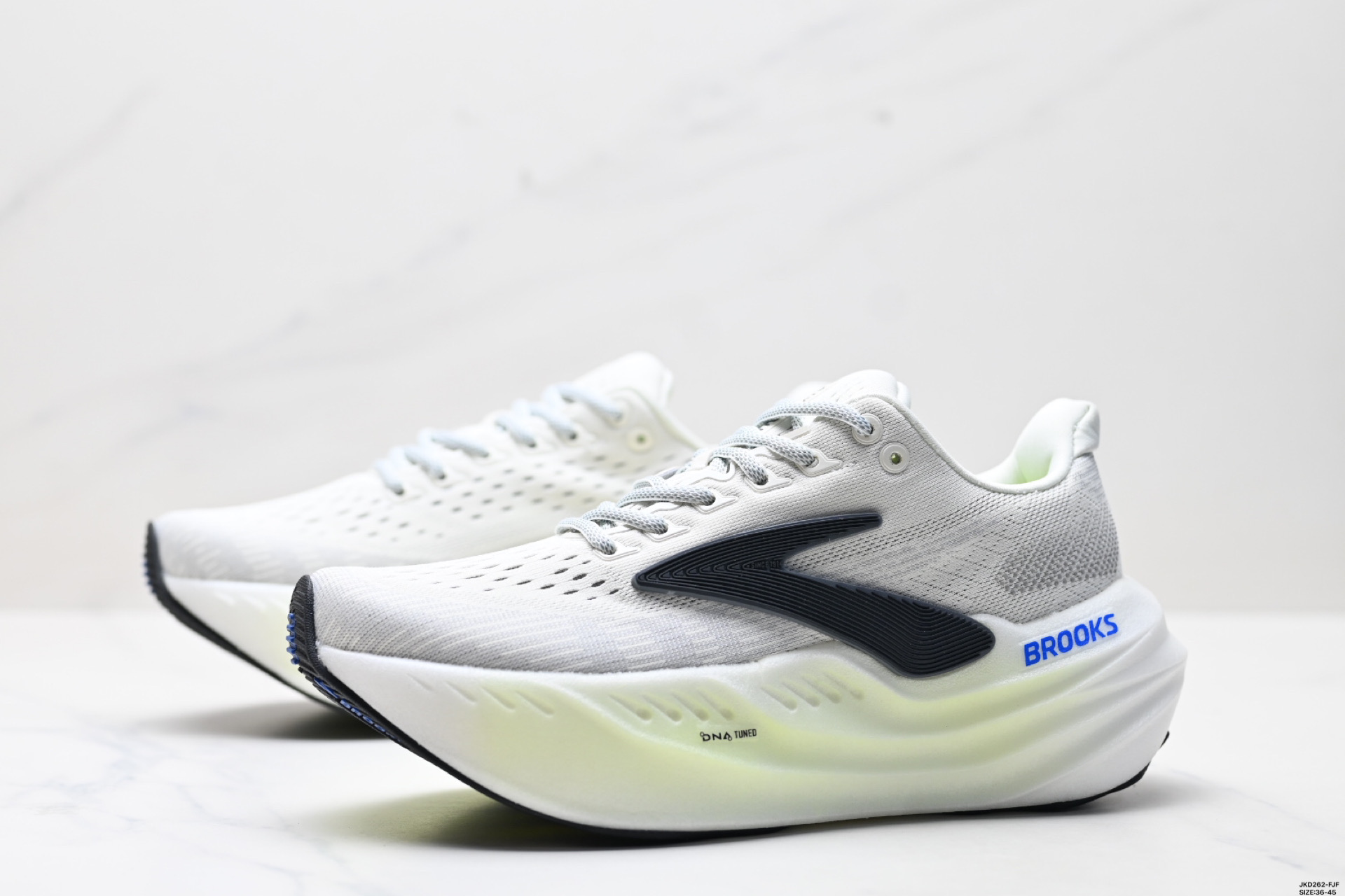 💰180
真标✅Brooks 布鲁克斯Glycerin Max 超级甘油 厚底马拉松缓震跑鞋
货号:1101171D099
尺码:36-45
lD:JKD262-FJF
