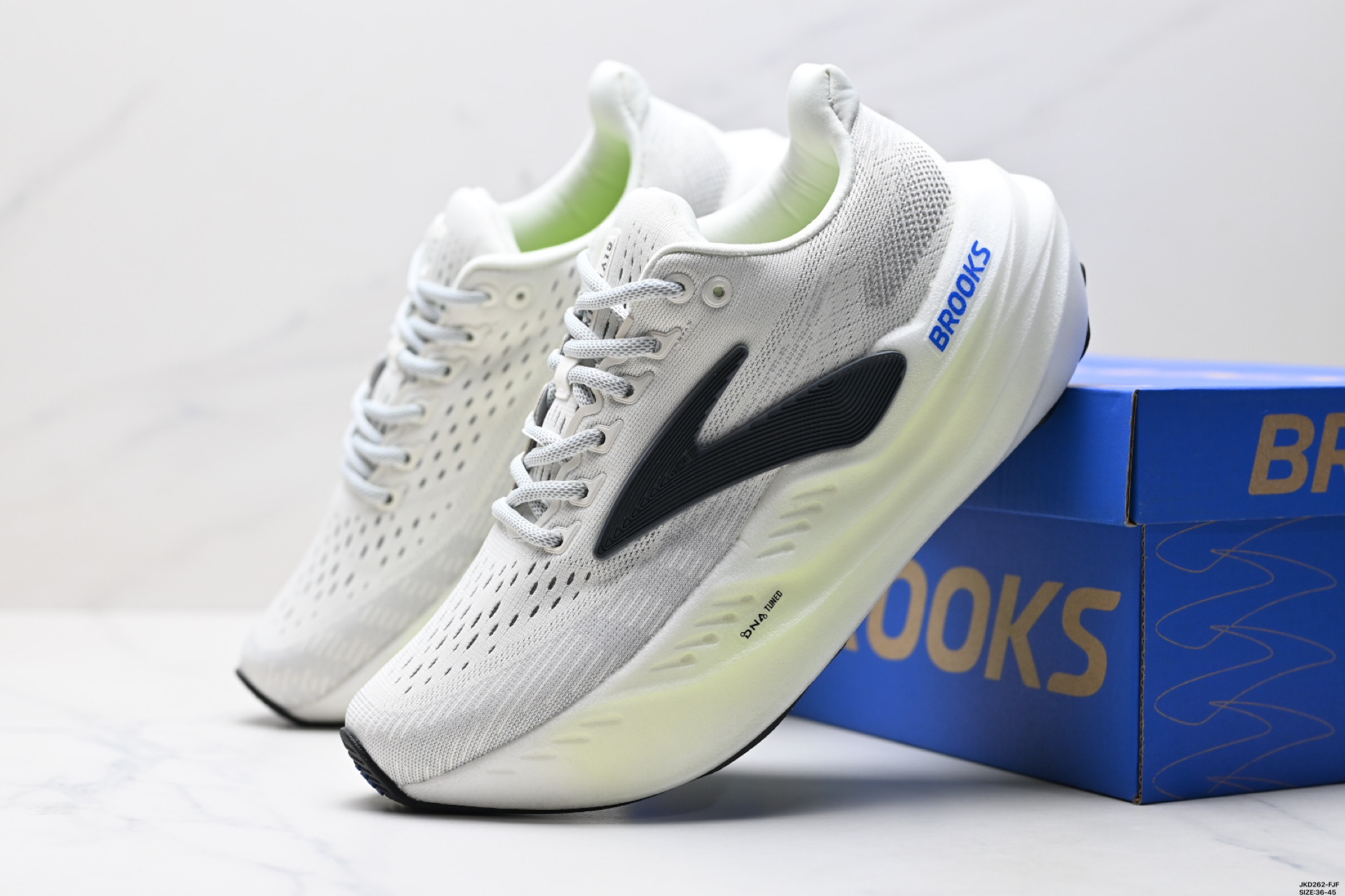 💰180
真标✅Brooks 布鲁克斯Glycerin Max 超级甘油 厚底马拉松缓震跑鞋
货号:1101171D099
尺码:36-45
lD:JKD262-FJF