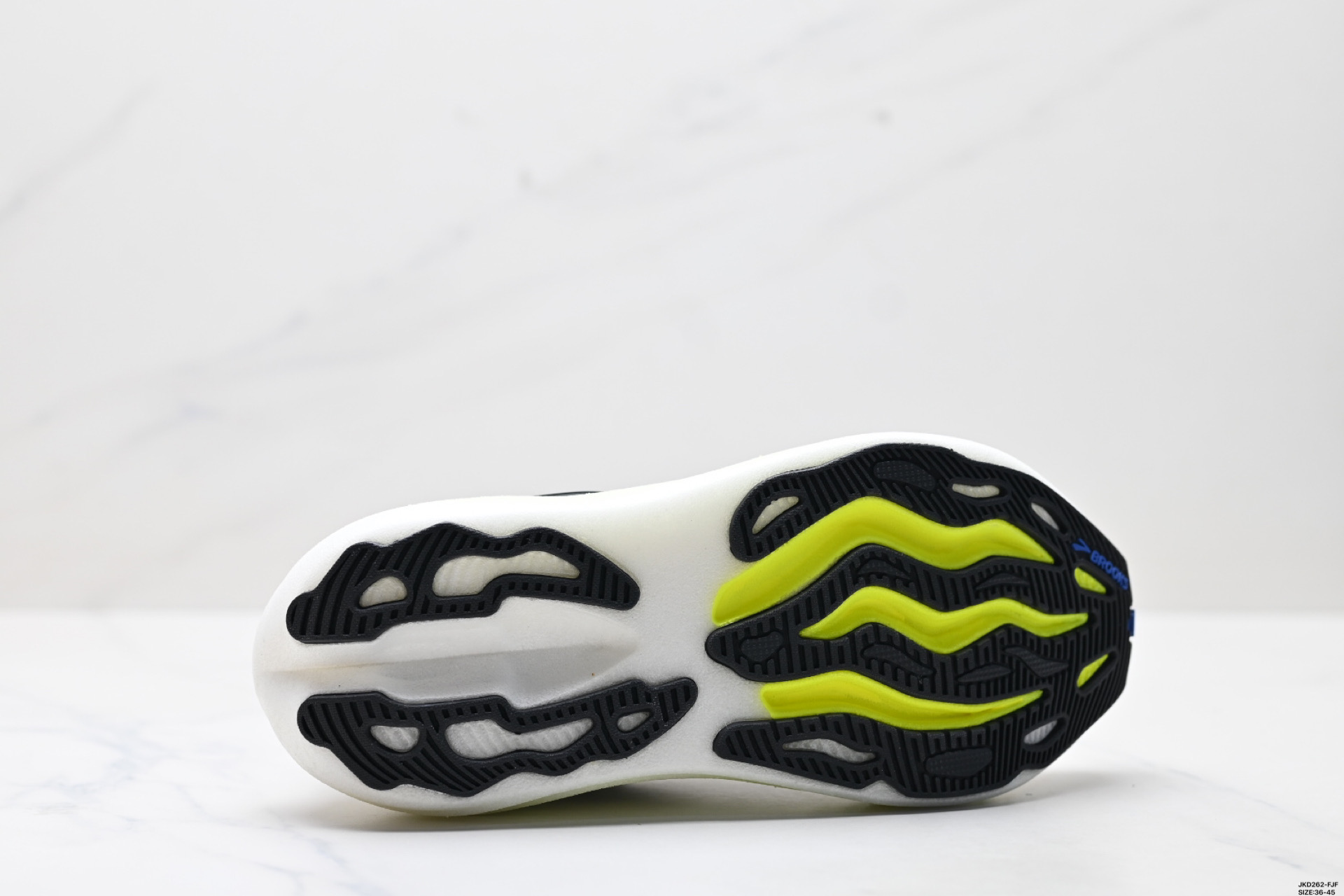 💰180
真标✅Brooks 布鲁克斯Glycerin Max 超级甘油 厚底马拉松缓震跑鞋
货号:1101171D099
尺码:36-45
lD:JKD262-FJF