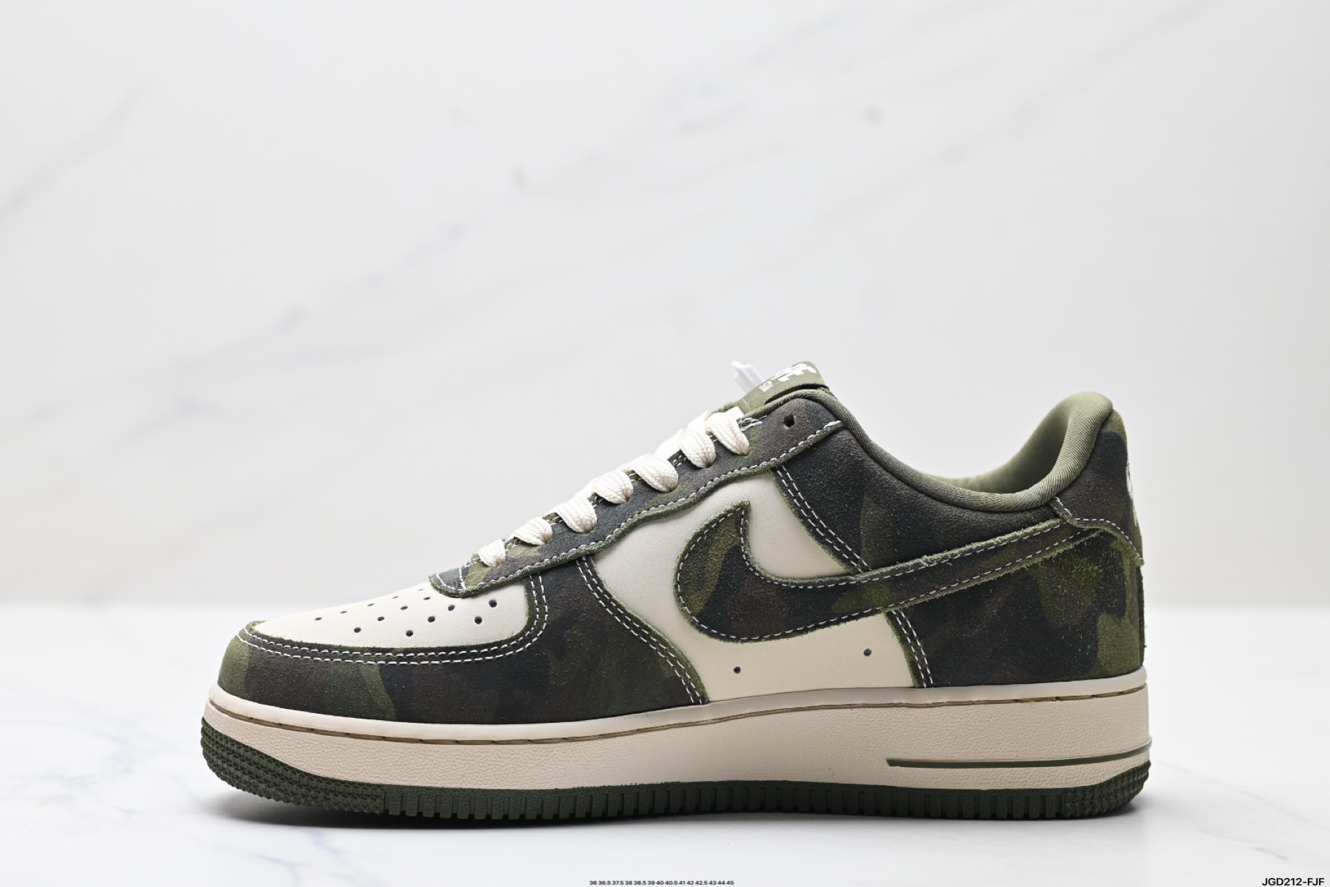 190 NIKE AIR FORCE 1‘07 CH6336-509