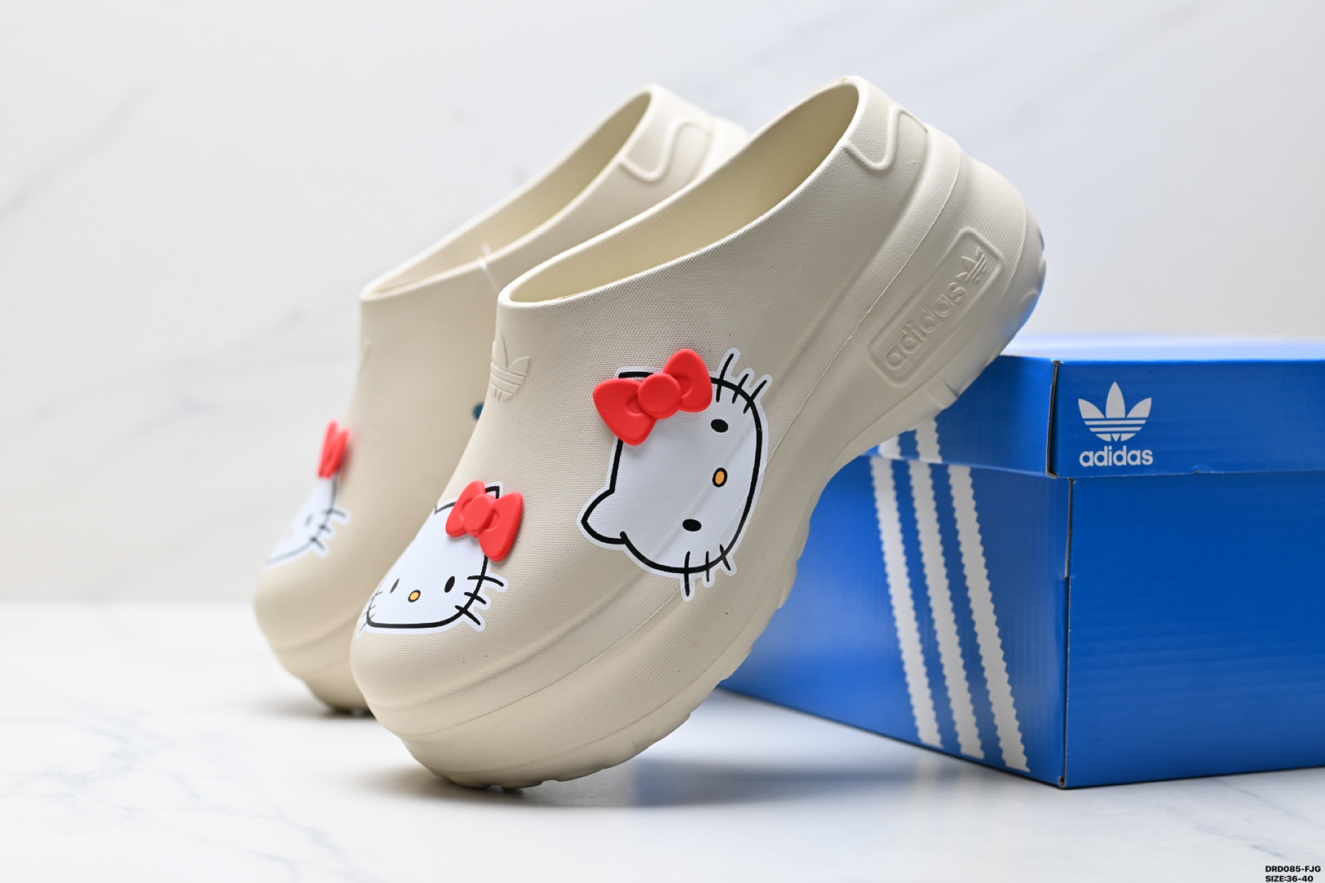 110 Adidas originals AdiFOM Stan Smith Mule W 厚底穆勒厨师鞋 Hello Kitty 凯蒂猫包头拖鞋 IE9127