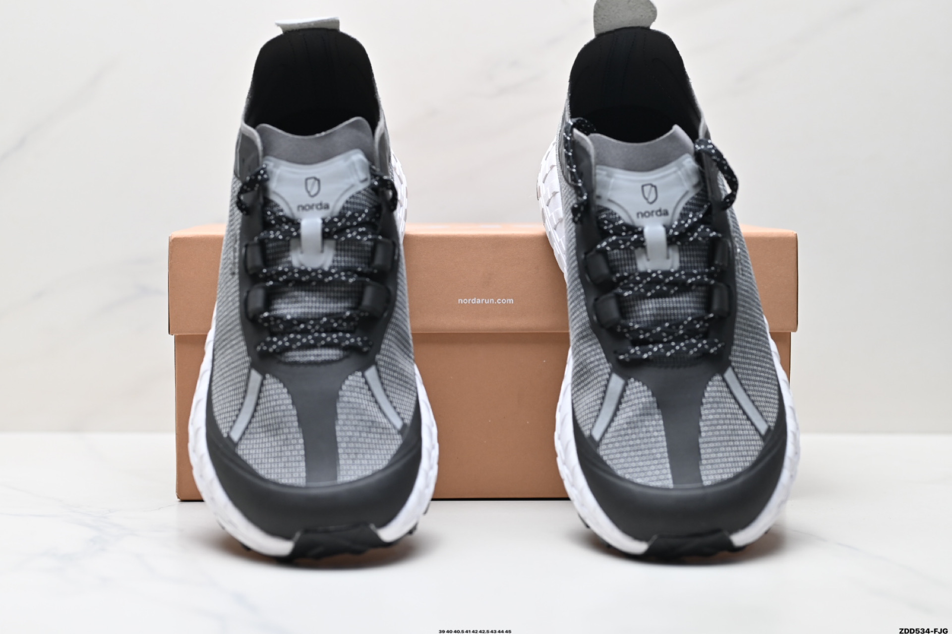 240 NORDA 001 厚底系带耐磨 低帮 户外 越野登山功能鞋 NORDA001-M-STLTHBLK-8