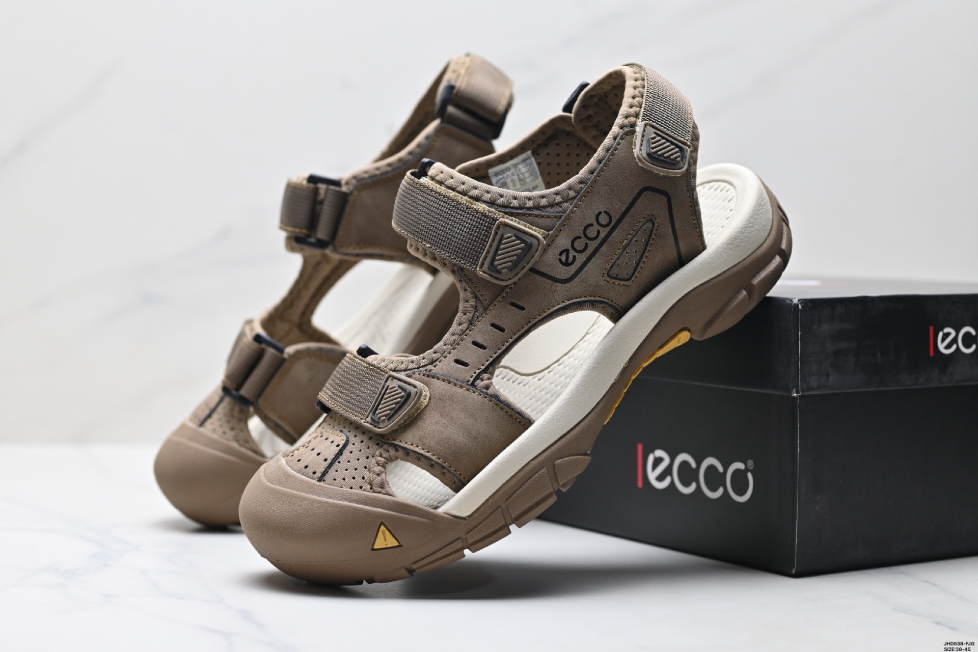 200 ECCO爱步运动男士凉鞋低帮系带 休闲夏季凉鞋网布鞋