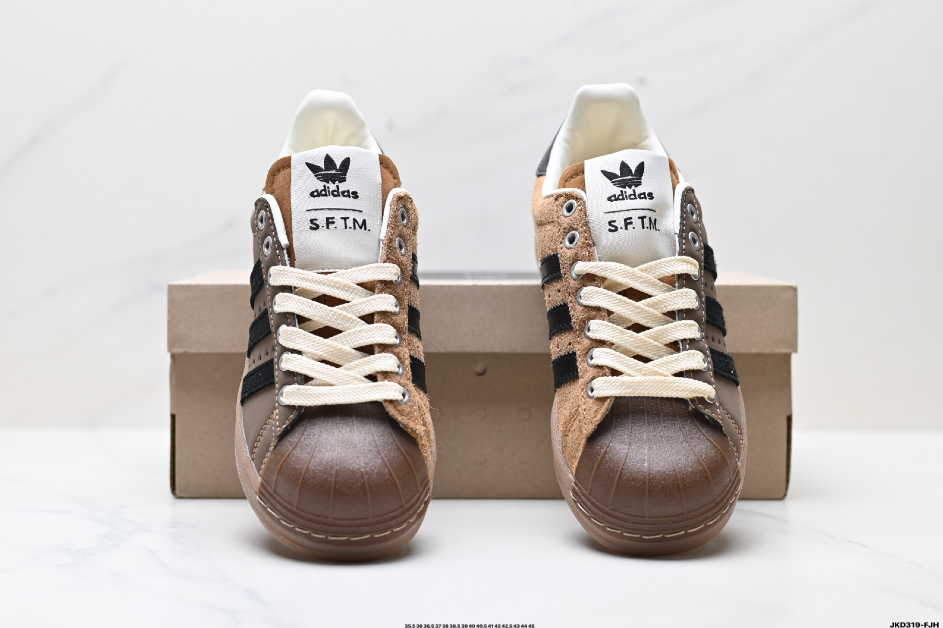 170 SFTM x Adidas Originals Superstar贝壳头系列 阿迪达斯 三叶草低帮经典百搭休闲运动板鞋 JR8043