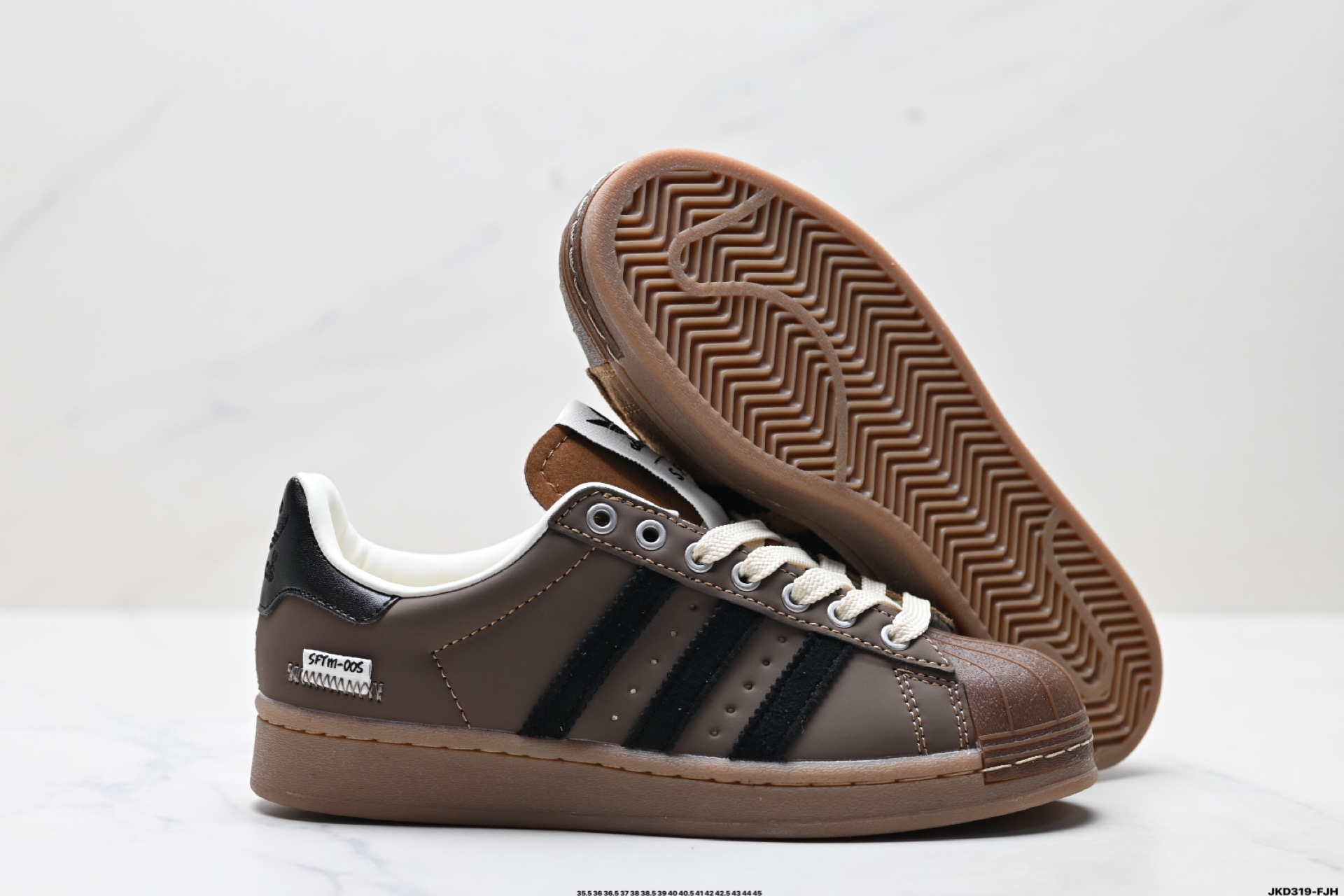 170 SFTM x Adidas Originals Superstar贝壳头系列 阿迪达斯 三叶草低帮经典百搭休闲运动板鞋 JR8043
