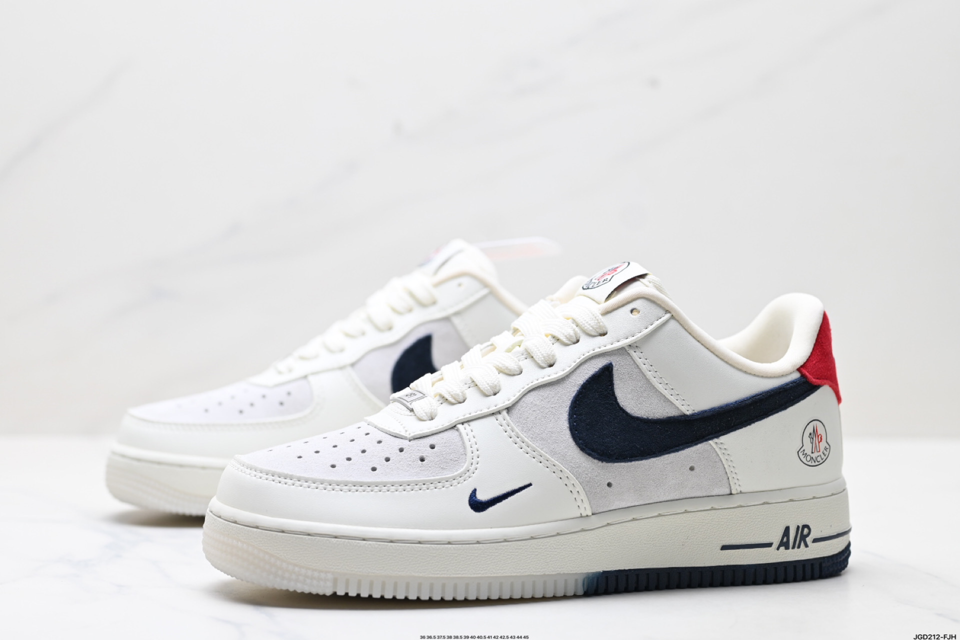 190 NIKE AIR FORCE 1‘07 CH6336-512