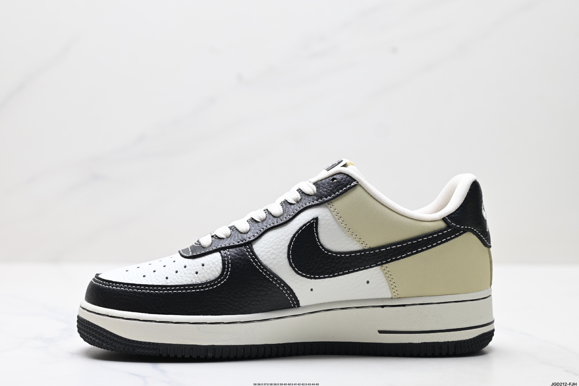 190 NIKE AIR FORCE 1‘07 CH6336-513