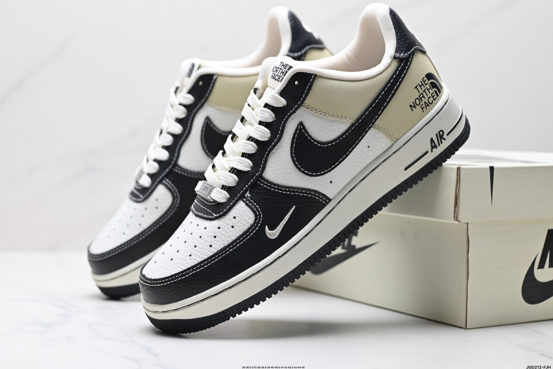190 NIKE AIR FORCE 1‘07 CH6336-513