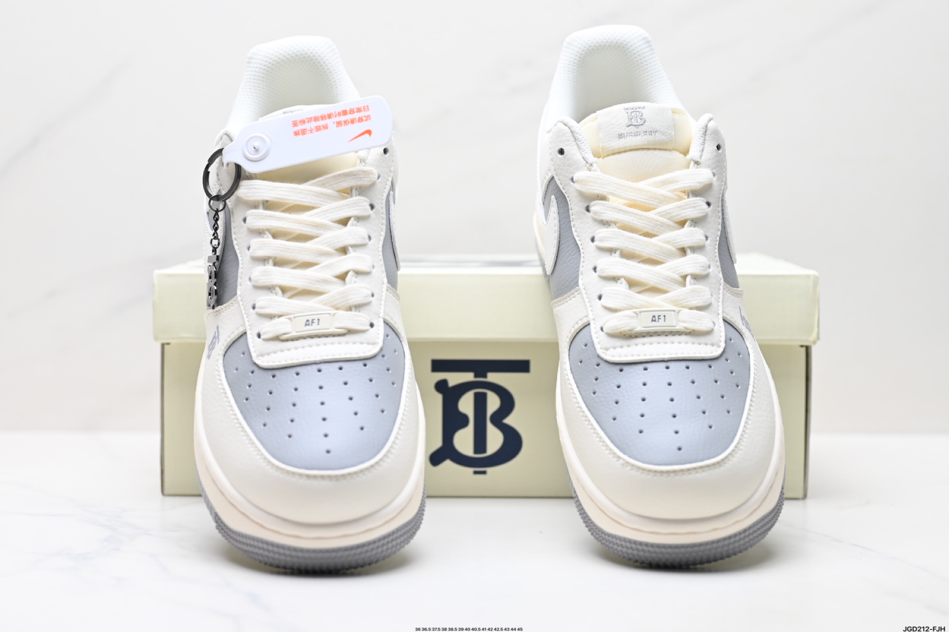 190 NIKE AIR FORCE 1‘07 BB8588-225