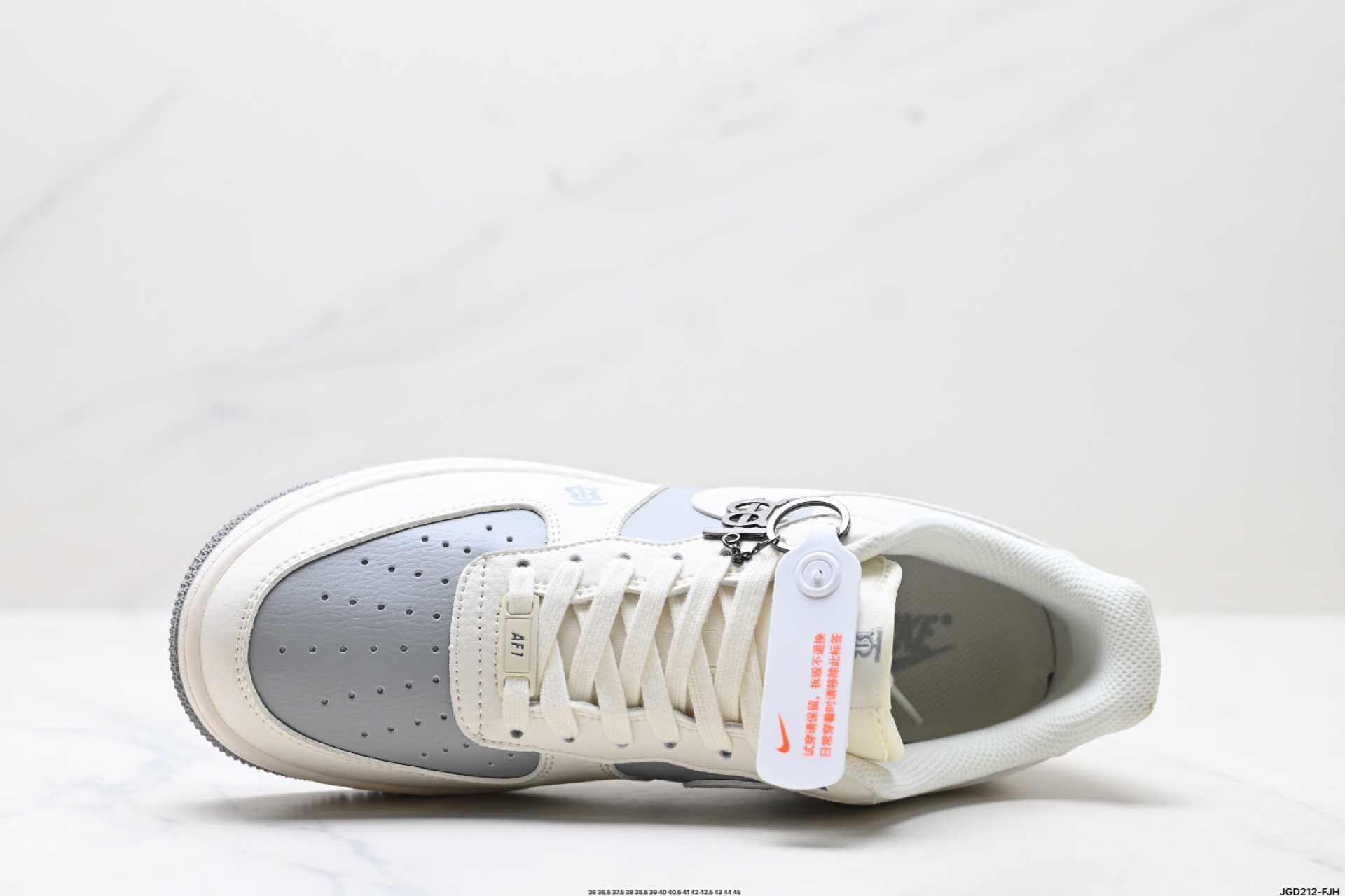 190 NIKE AIR FORCE 1‘07 BB8588-225