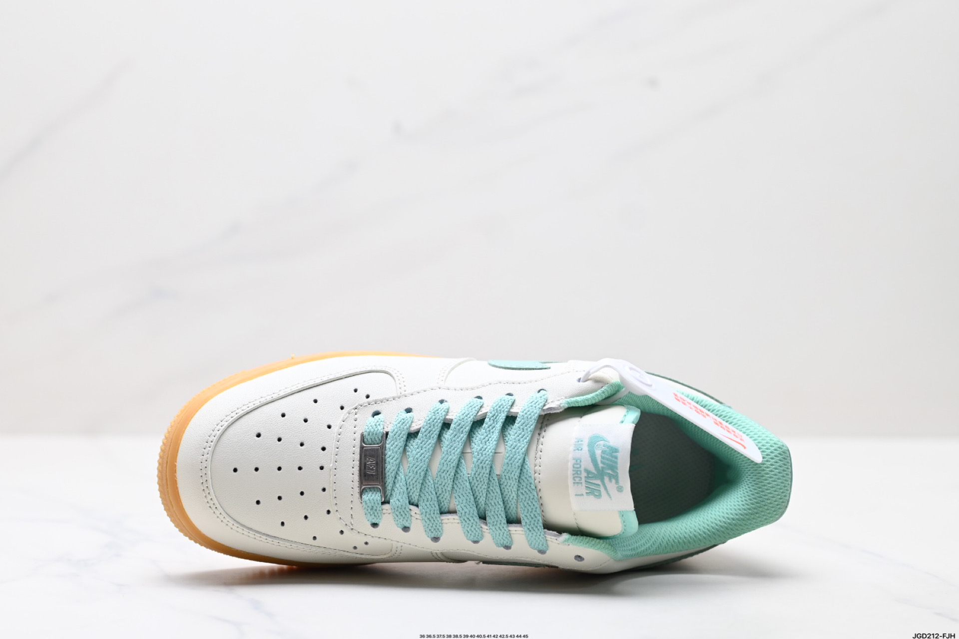 190 NIKE AIR FORCE 1‘07 XC2351-055