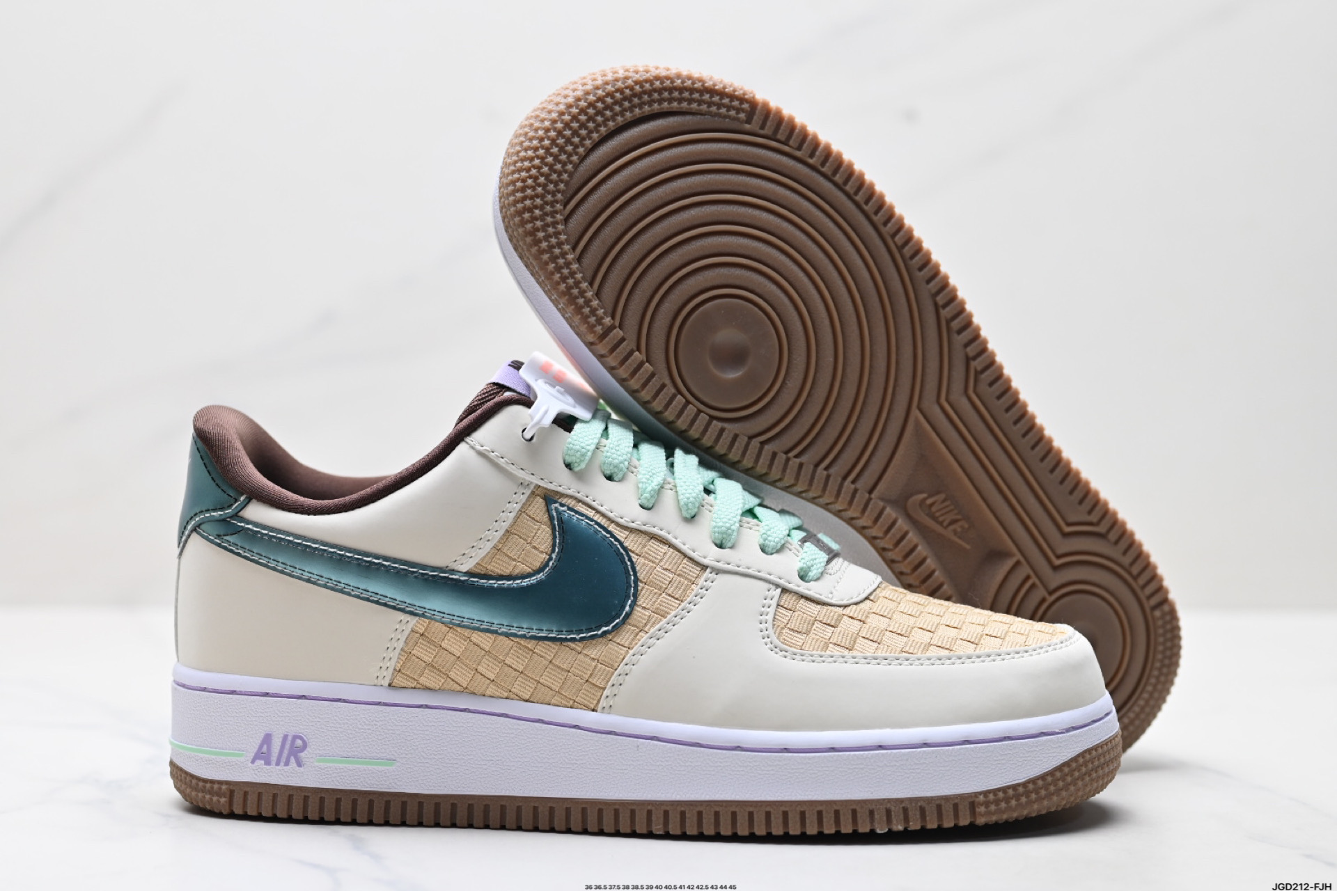 190 NIKE AIR FORCE 1‘07 原楦头原纸板 打造纯正低帮空军版型 IB5722-100
