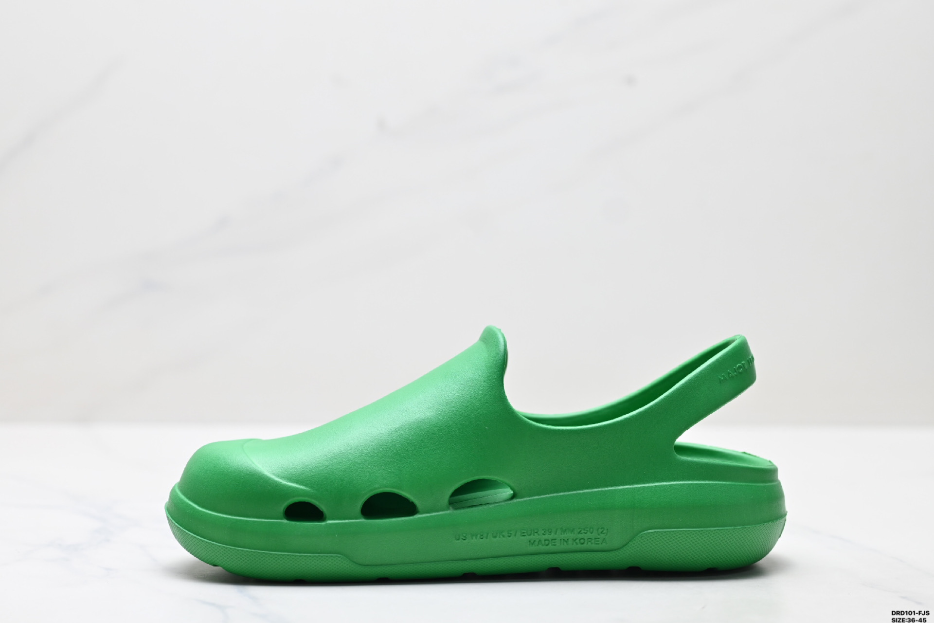 110 MLB Sandal Chunky Bouncer Clog Sandal 舒适百搭 橡胶底 防臭防滑包头拖鞋 3ASDCBC33